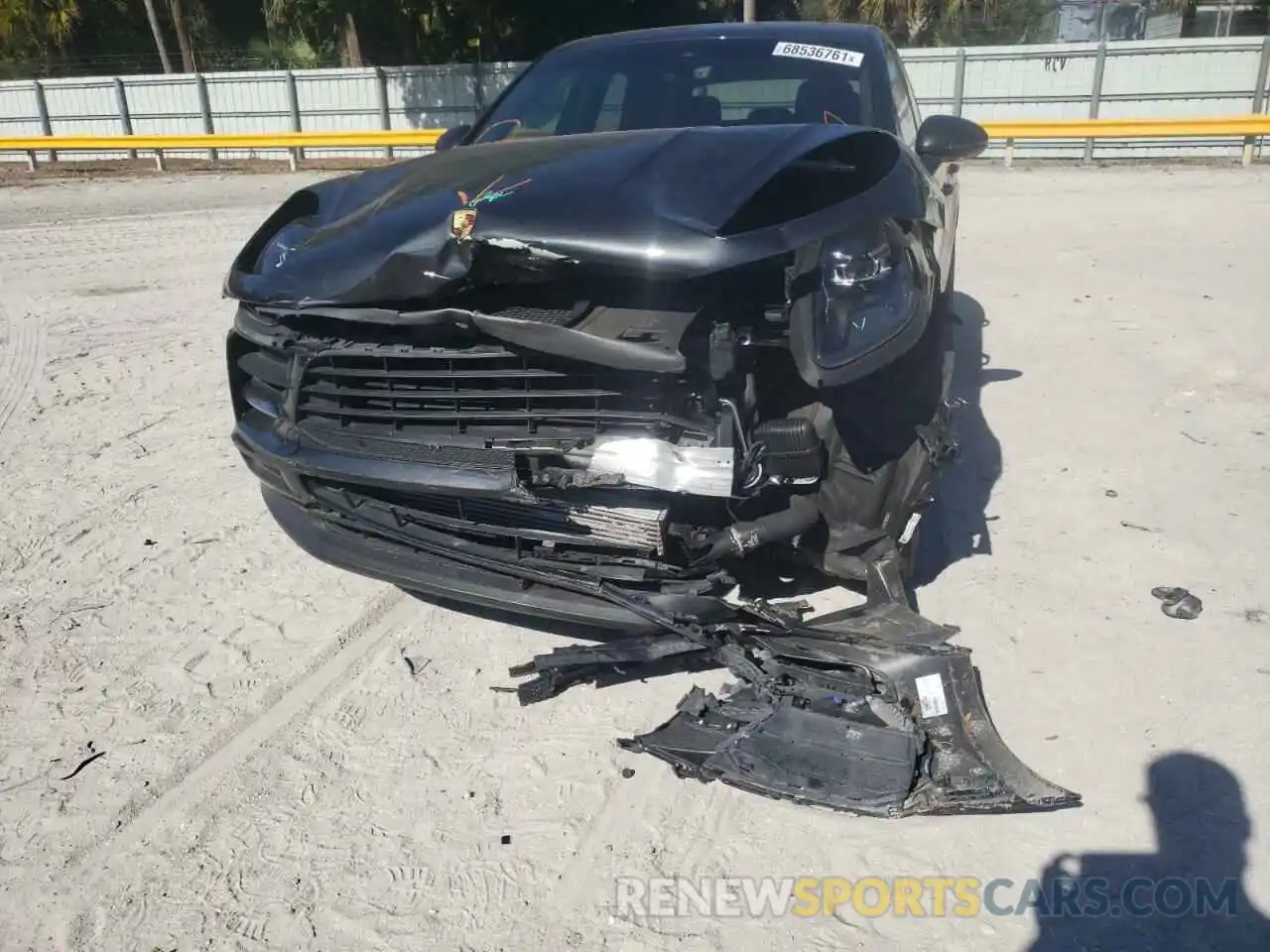 9 Photograph of a damaged car WP1AA2A50KLB02437 PORSCHE MACAN 2019