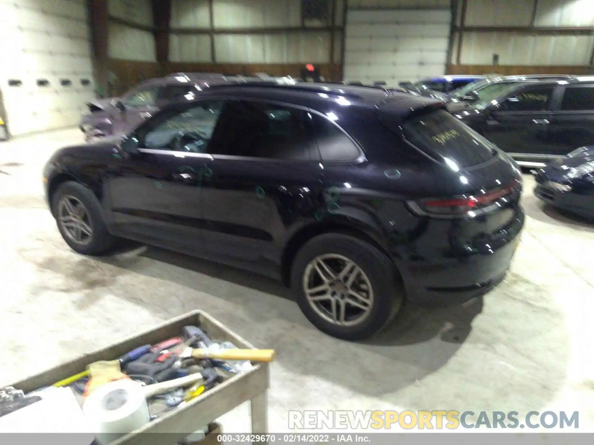 3 Photograph of a damaged car WP1AA2A50KLB04916 PORSCHE MACAN 2019