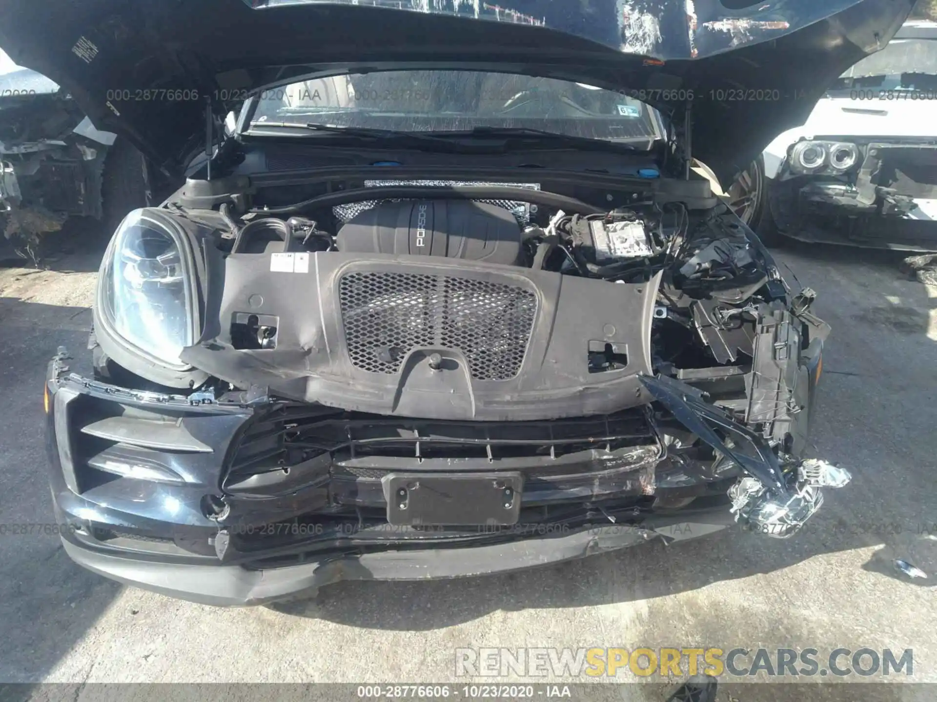 10 Photograph of a damaged car WP1AA2A50KLB06455 PORSCHE MACAN 2019