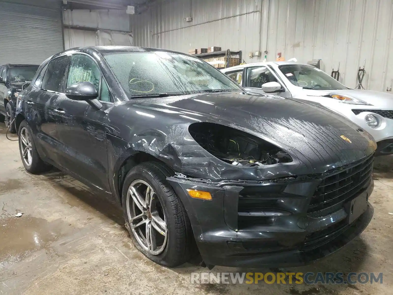 1 Photograph of a damaged car WP1AA2A50KLB06729 PORSCHE MACAN 2019