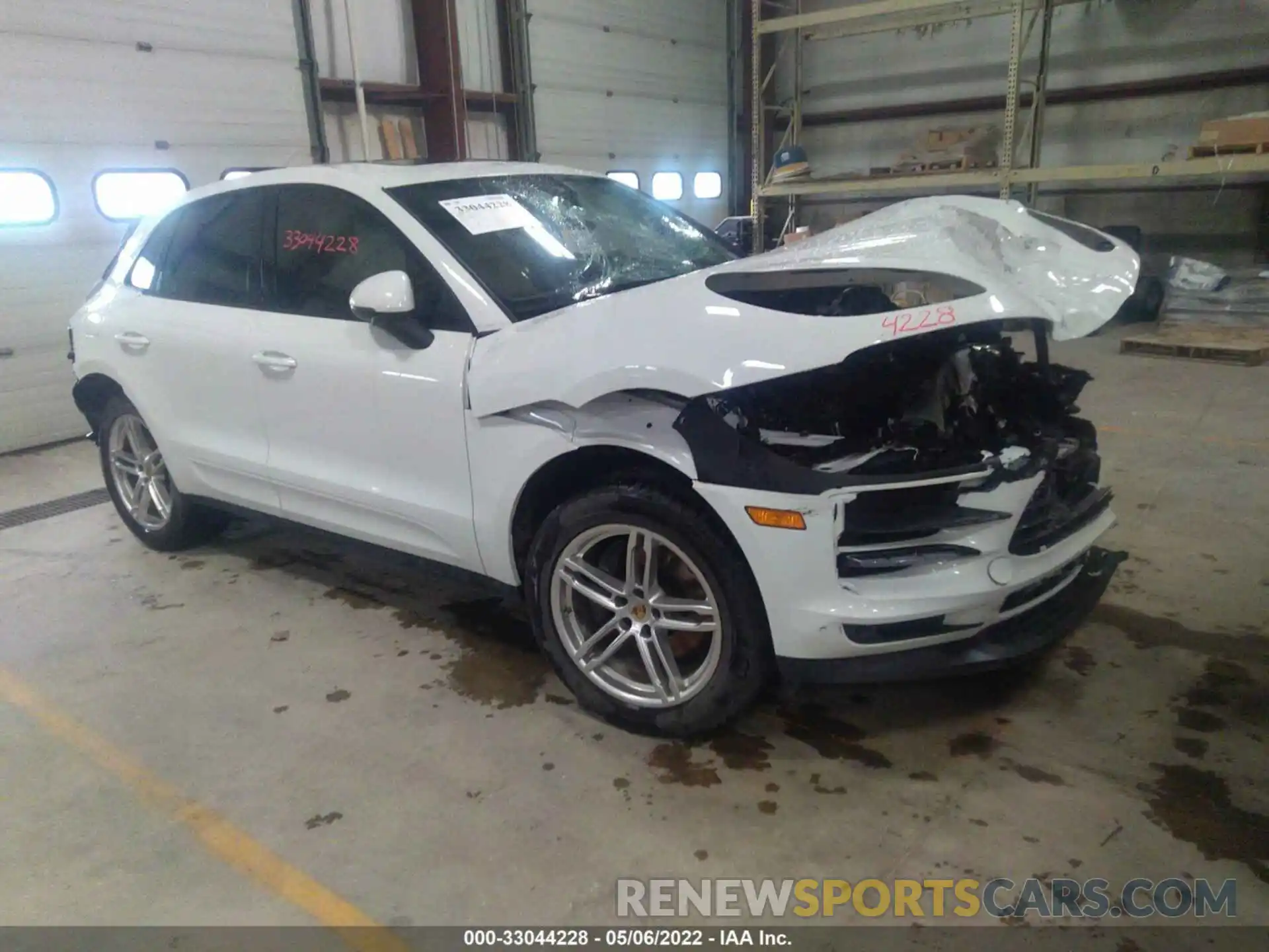 1 Photograph of a damaged car WP1AA2A50KLB09162 PORSCHE MACAN 2019