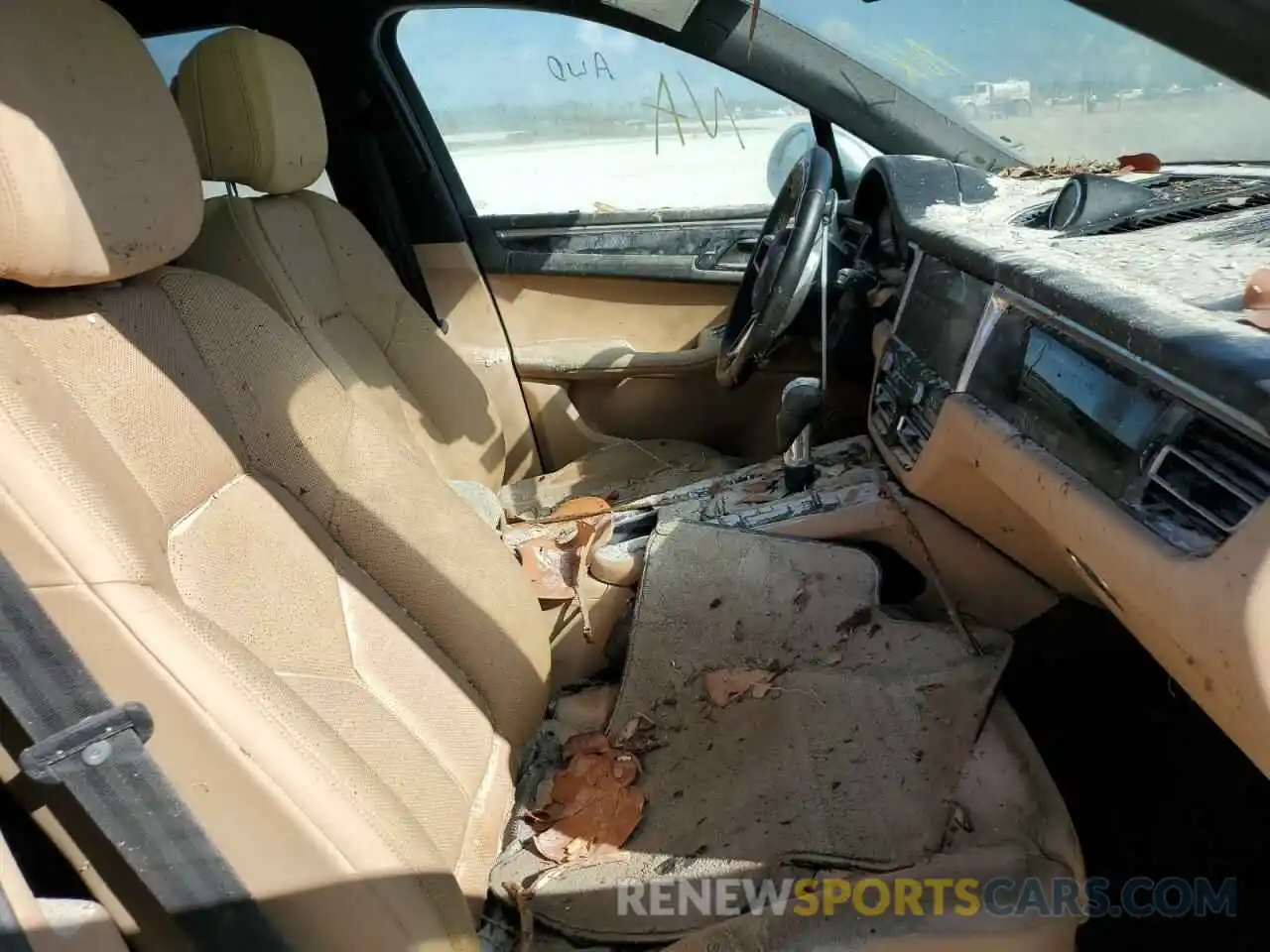 5 Photograph of a damaged car WP1AA2A50KLB09274 PORSCHE MACAN 2019