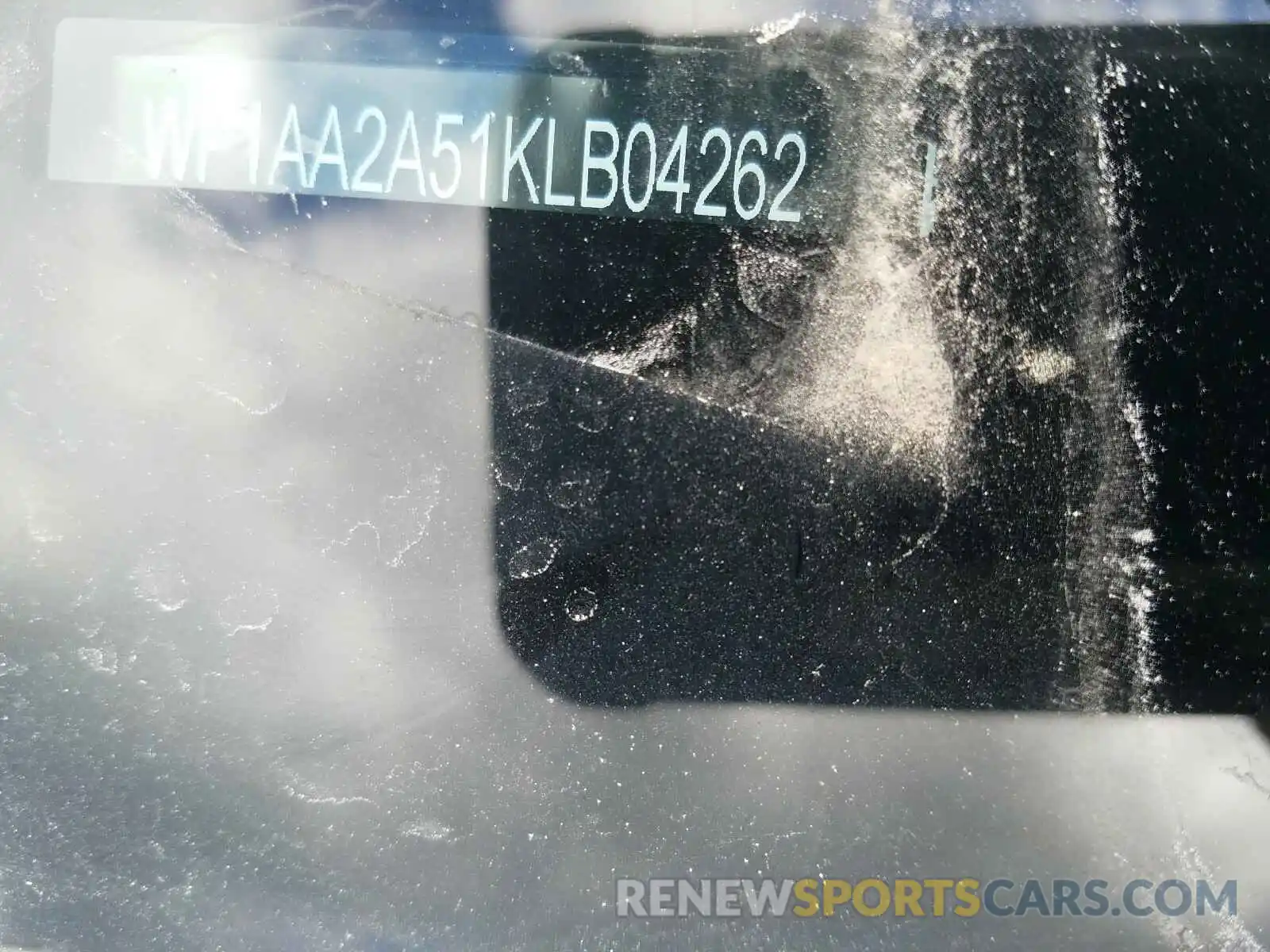 10 Photograph of a damaged car WP1AA2A51KLB04262 PORSCHE MACAN 2019