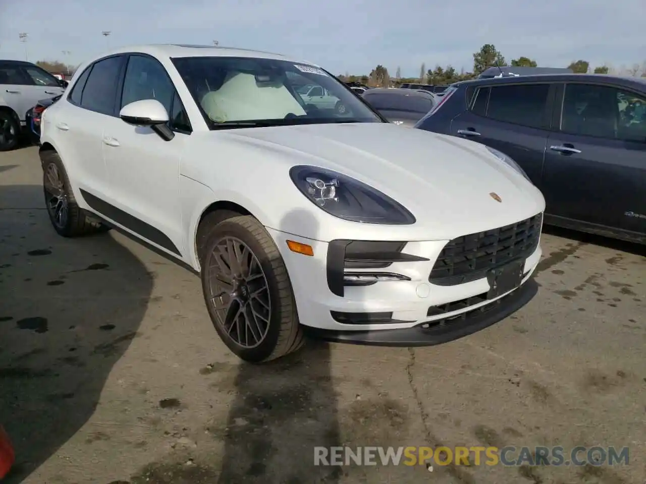 1 Photograph of a damaged car WP1AA2A51KLB06822 PORSCHE MACAN 2019