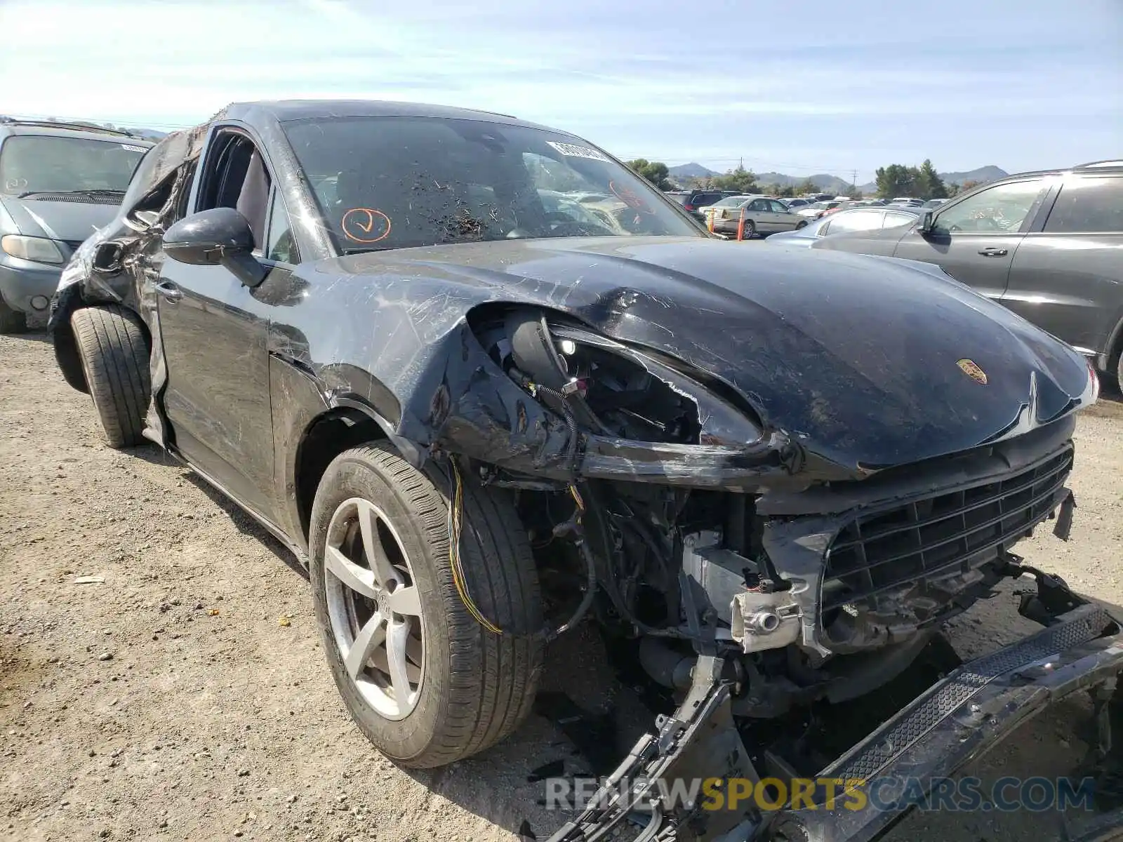 1 Photograph of a damaged car WP1AA2A51KLB07579 PORSCHE MACAN 2019