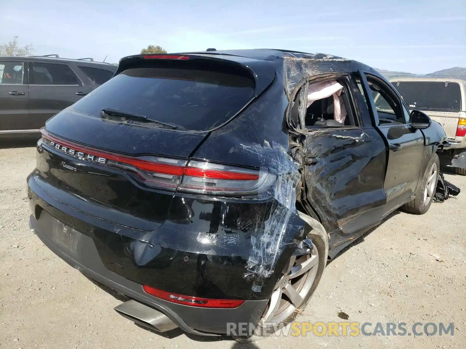 4 Photograph of a damaged car WP1AA2A51KLB07579 PORSCHE MACAN 2019