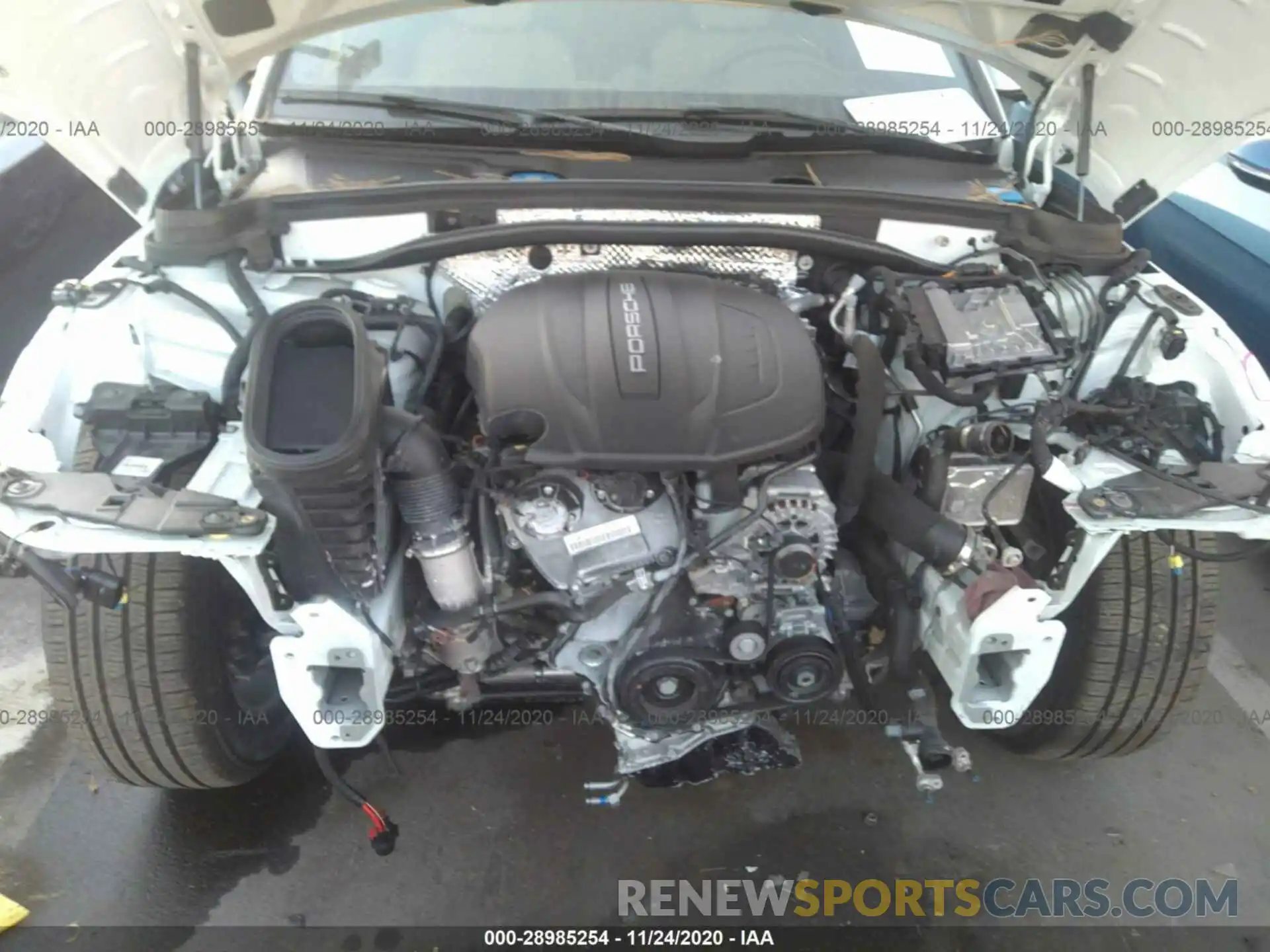 10 Photograph of a damaged car WP1AA2A52KLB01015 PORSCHE MACAN 2019