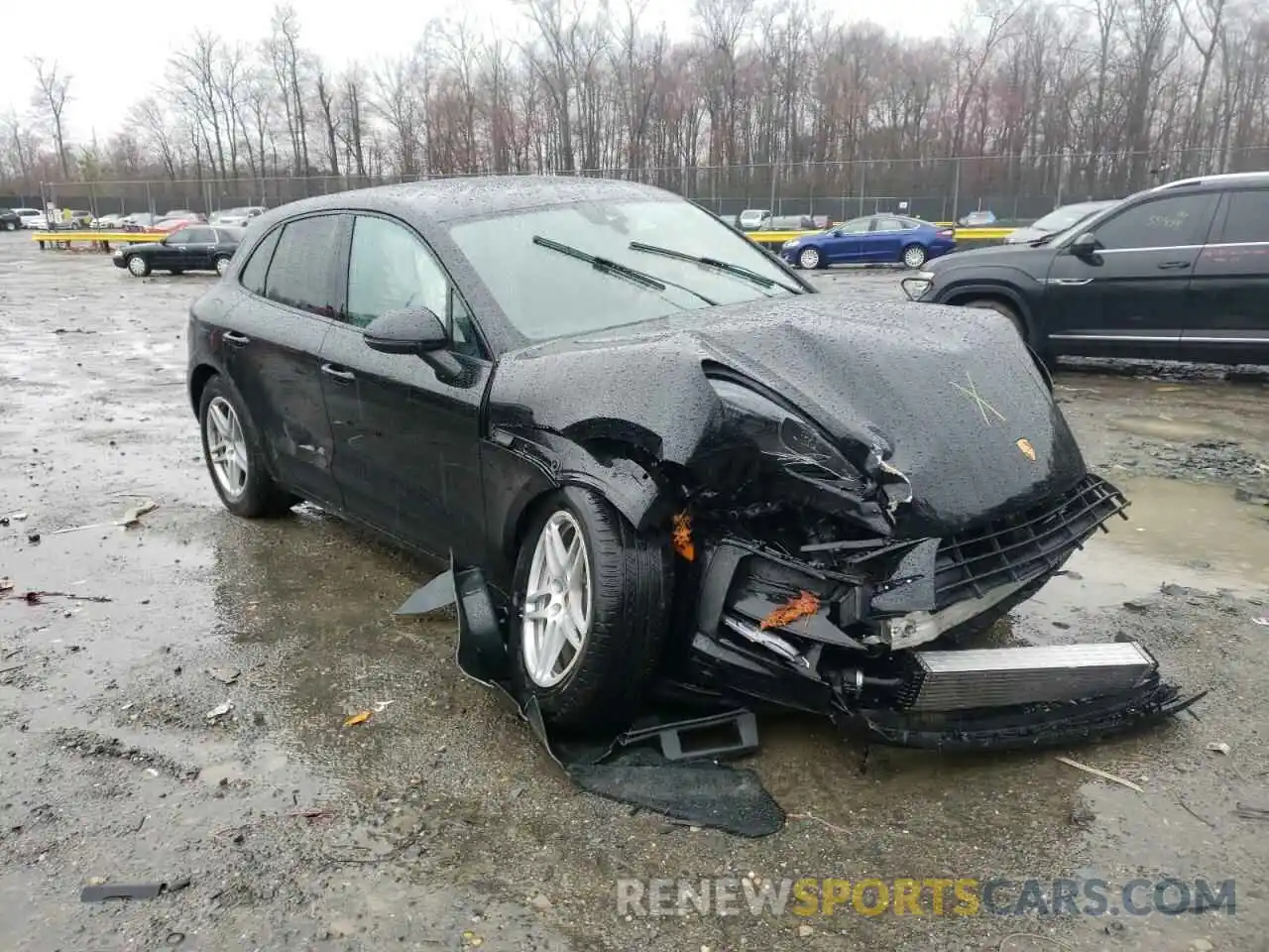 1 Photograph of a damaged car WP1AA2A52KLB01709 PORSCHE MACAN 2019