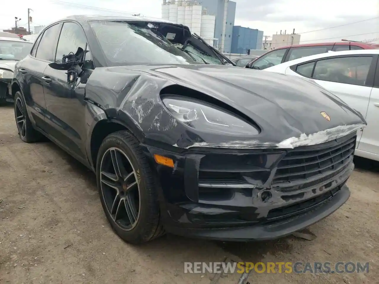 1 Photograph of a damaged car WP1AA2A52KLB01919 PORSCHE MACAN 2019