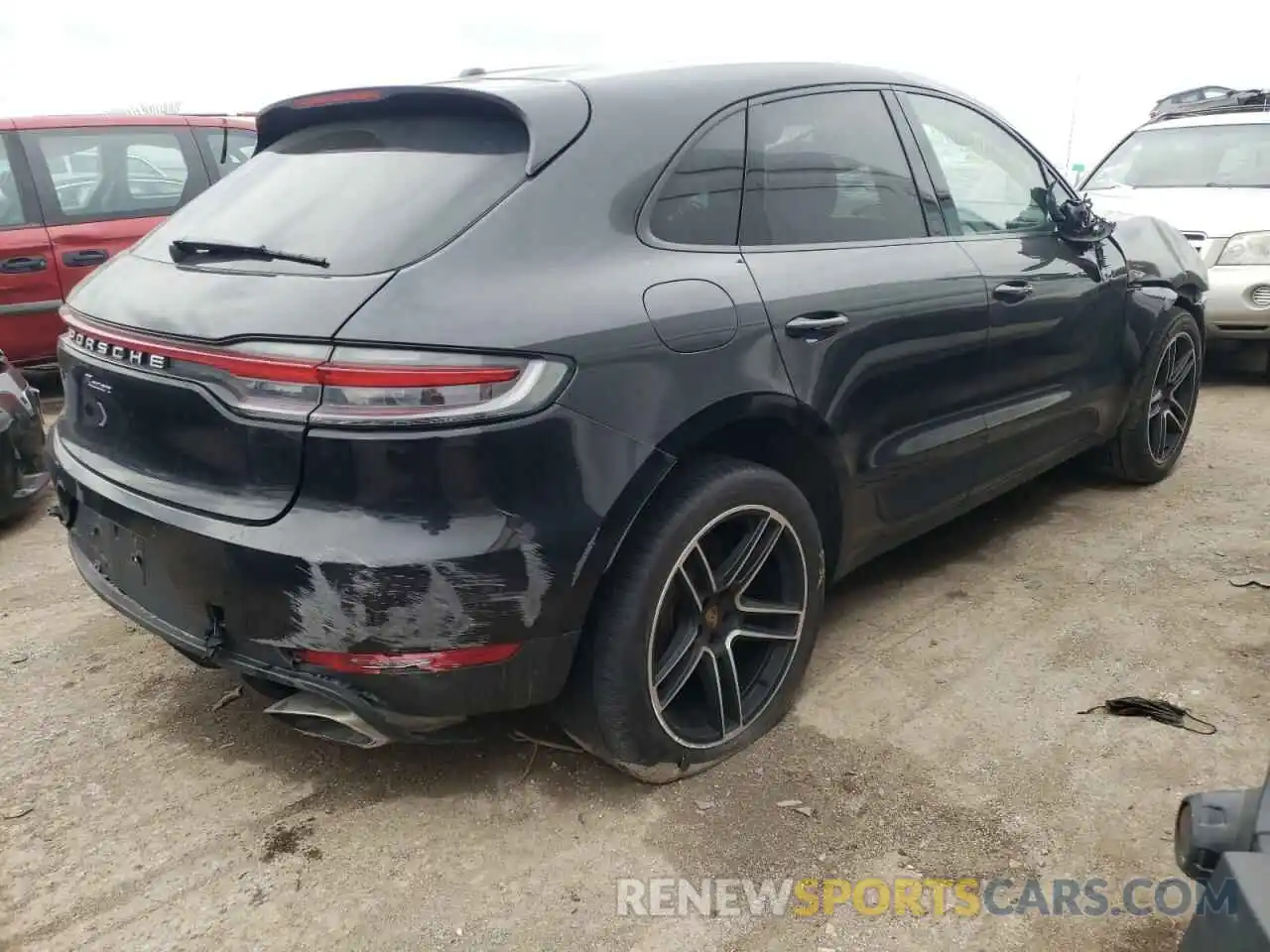 4 Photograph of a damaged car WP1AA2A52KLB01919 PORSCHE MACAN 2019