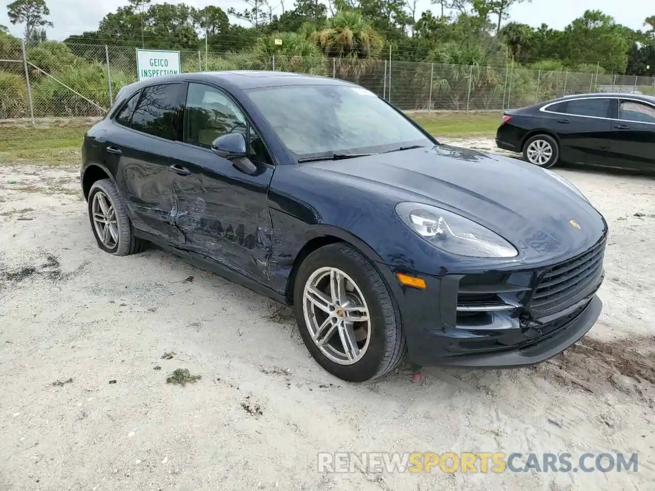 9 Photograph of a damaged car WP1AA2A52KLB05758 PORSCHE MACAN 2019