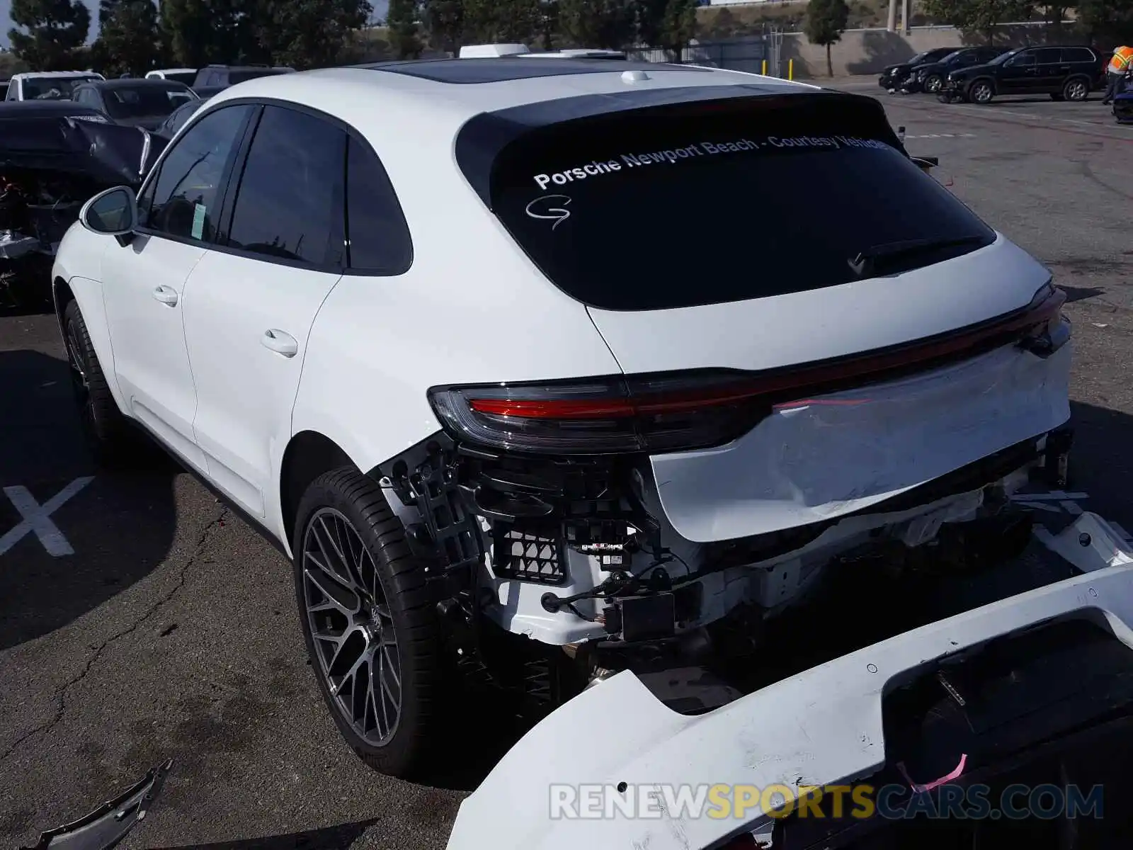 3 Photograph of a damaged car WP1AA2A52KLB06456 PORSCHE MACAN 2019