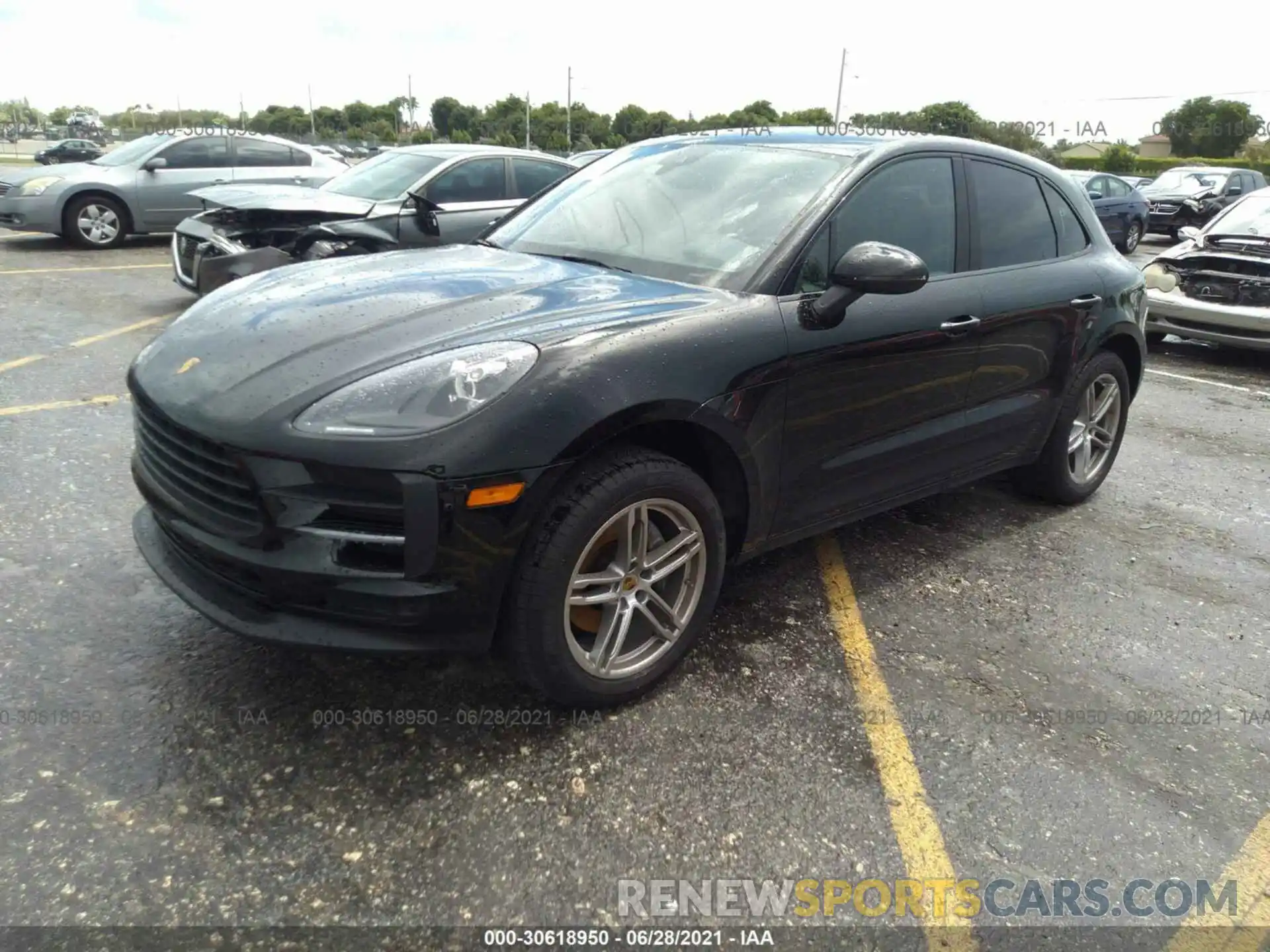 2 Photograph of a damaged car WP1AA2A52KLB08286 PORSCHE MACAN 2019