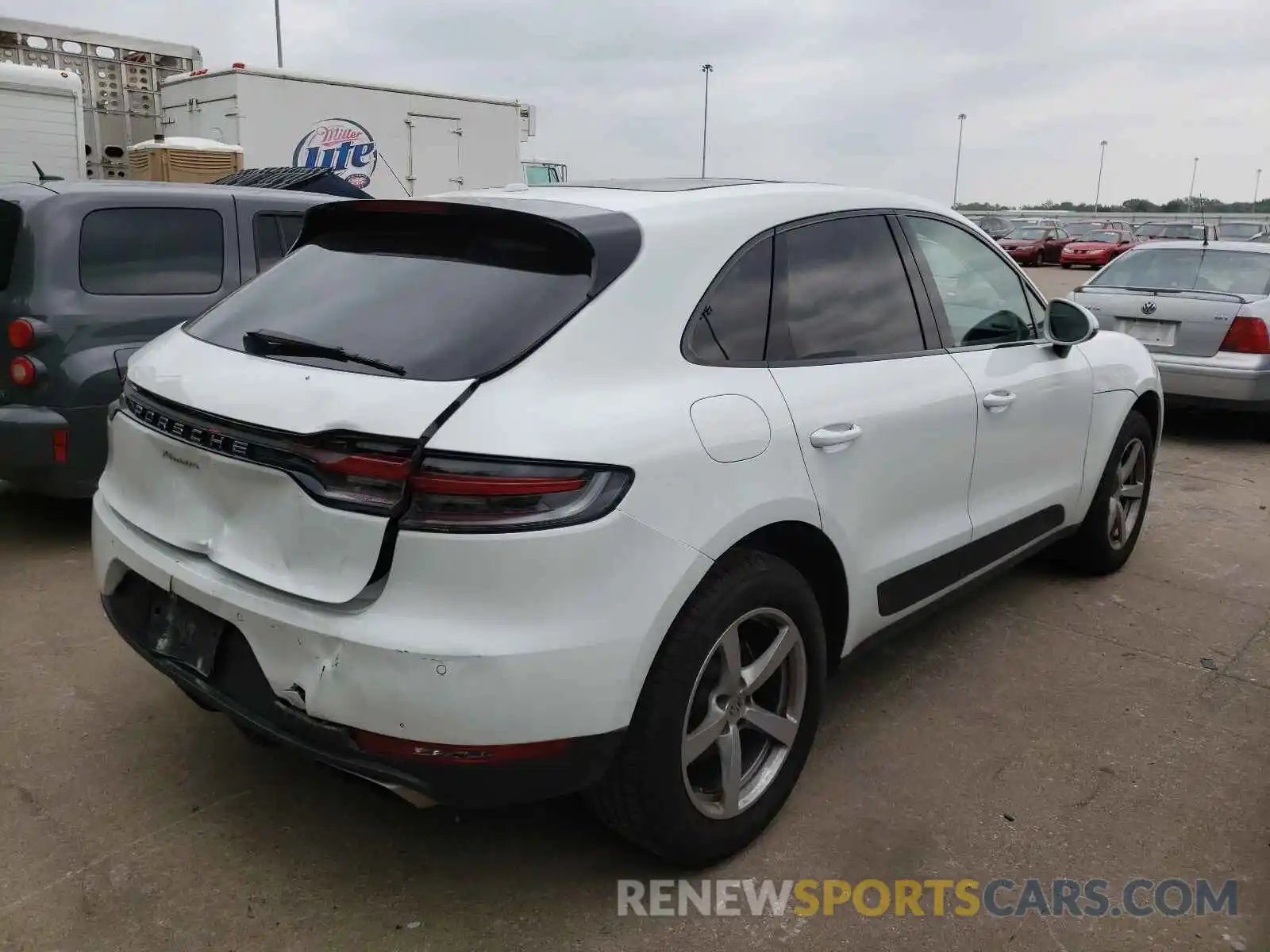 4 Фотография поврежденного автомобиля WP1AA2A53KLB01217 PORSCHE MACAN 2019