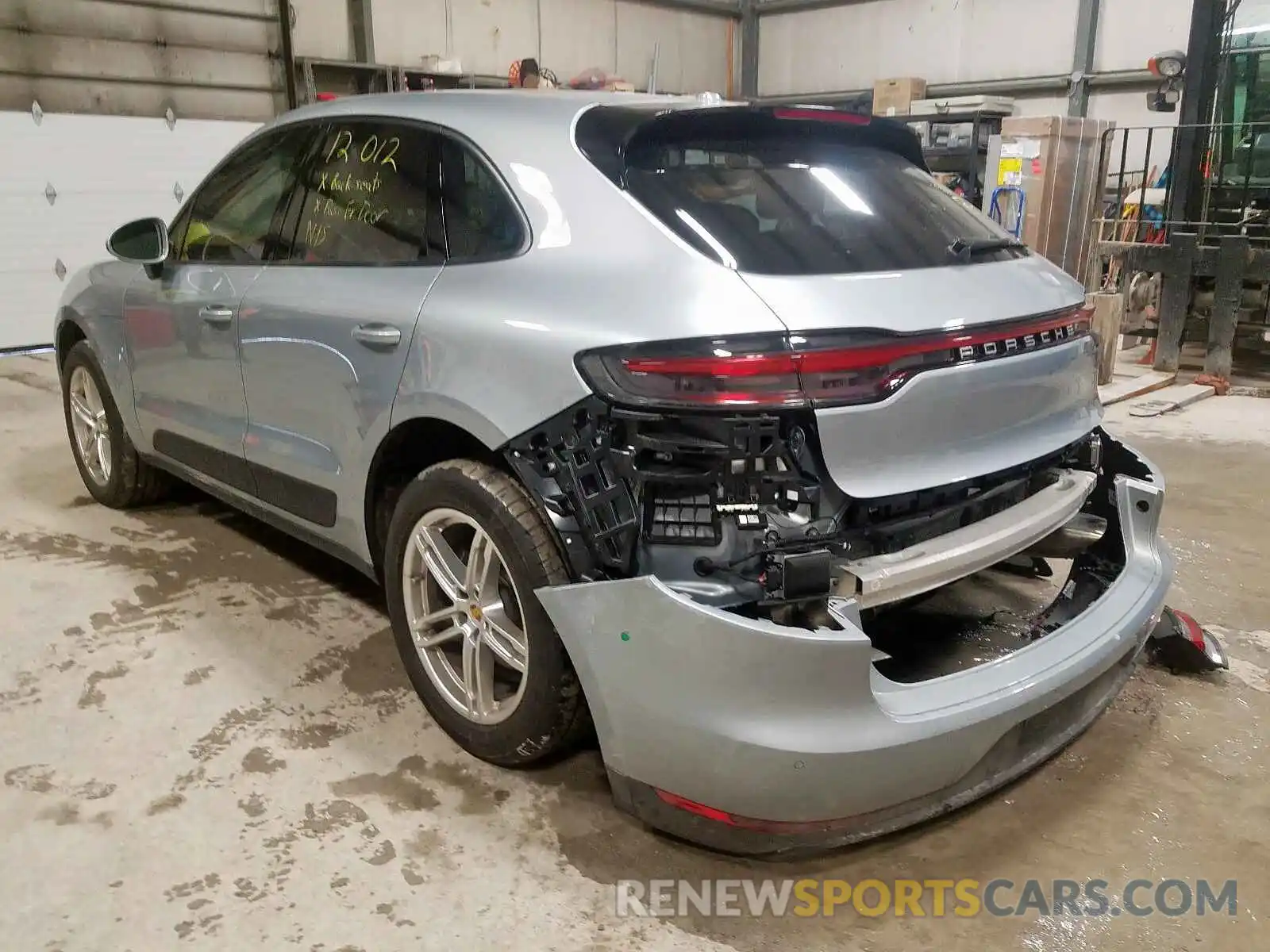 3 Photograph of a damaged car WP1AA2A53KLB07065 PORSCHE MACAN 2019