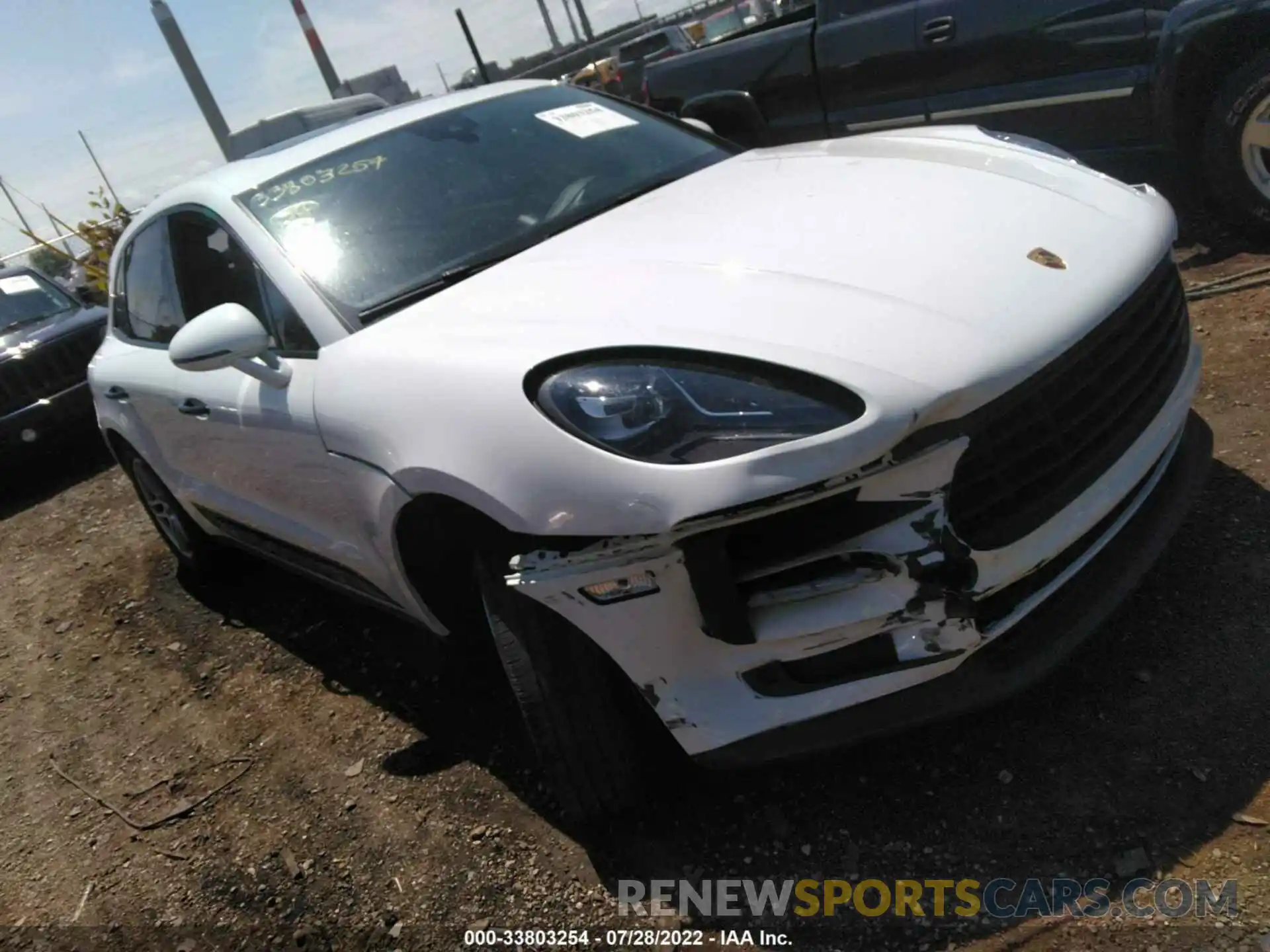 1 Photograph of a damaged car WP1AA2A54KLB08404 PORSCHE MACAN 2019