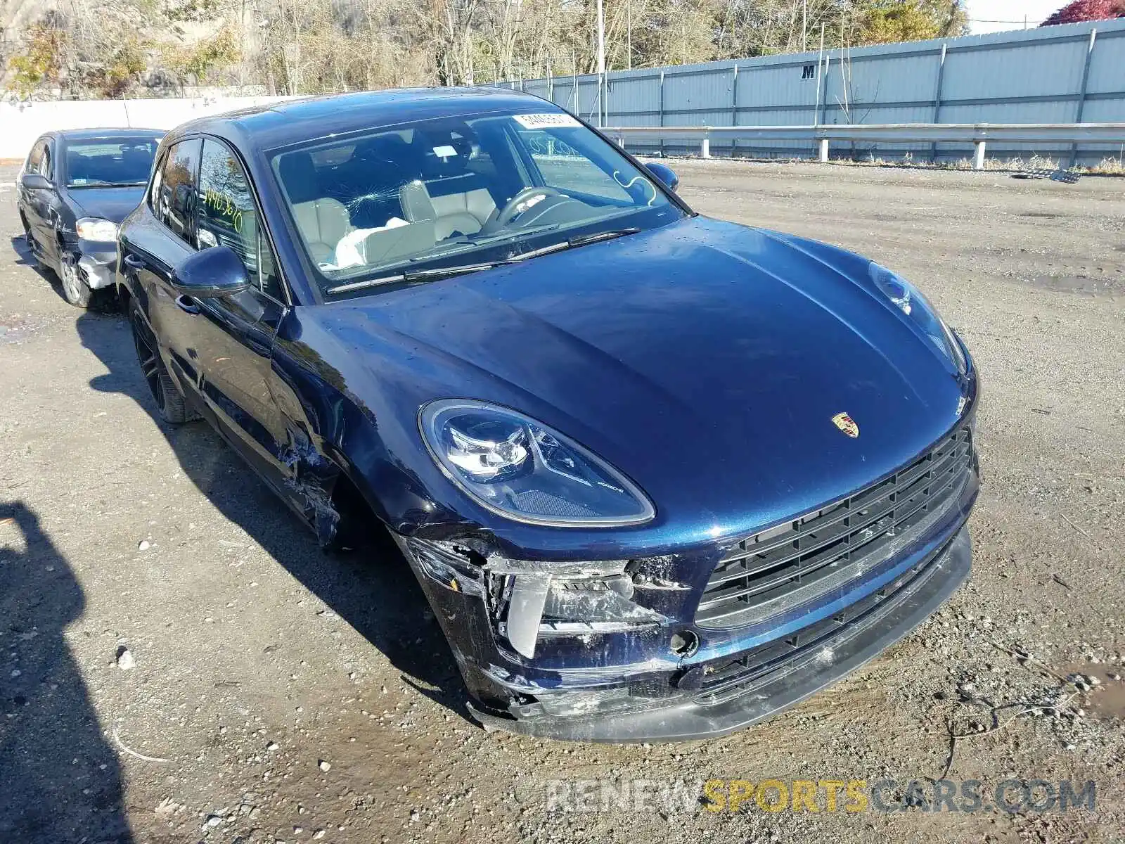 1 Photograph of a damaged car WP1AA2A55KLB01185 PORSCHE MACAN 2019