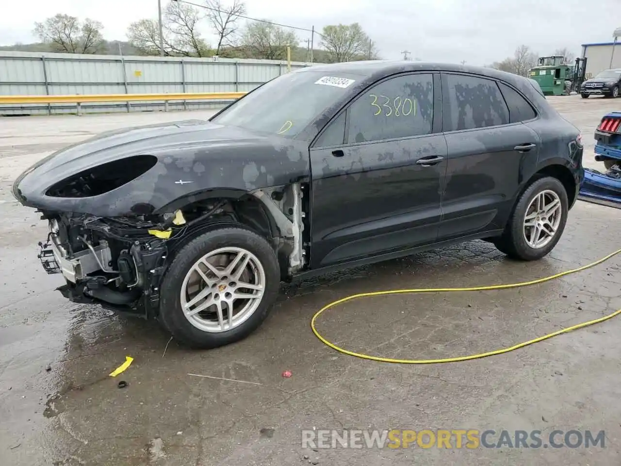 1 Photograph of a damaged car WP1AA2A55KLB03275 PORSCHE MACAN 2019