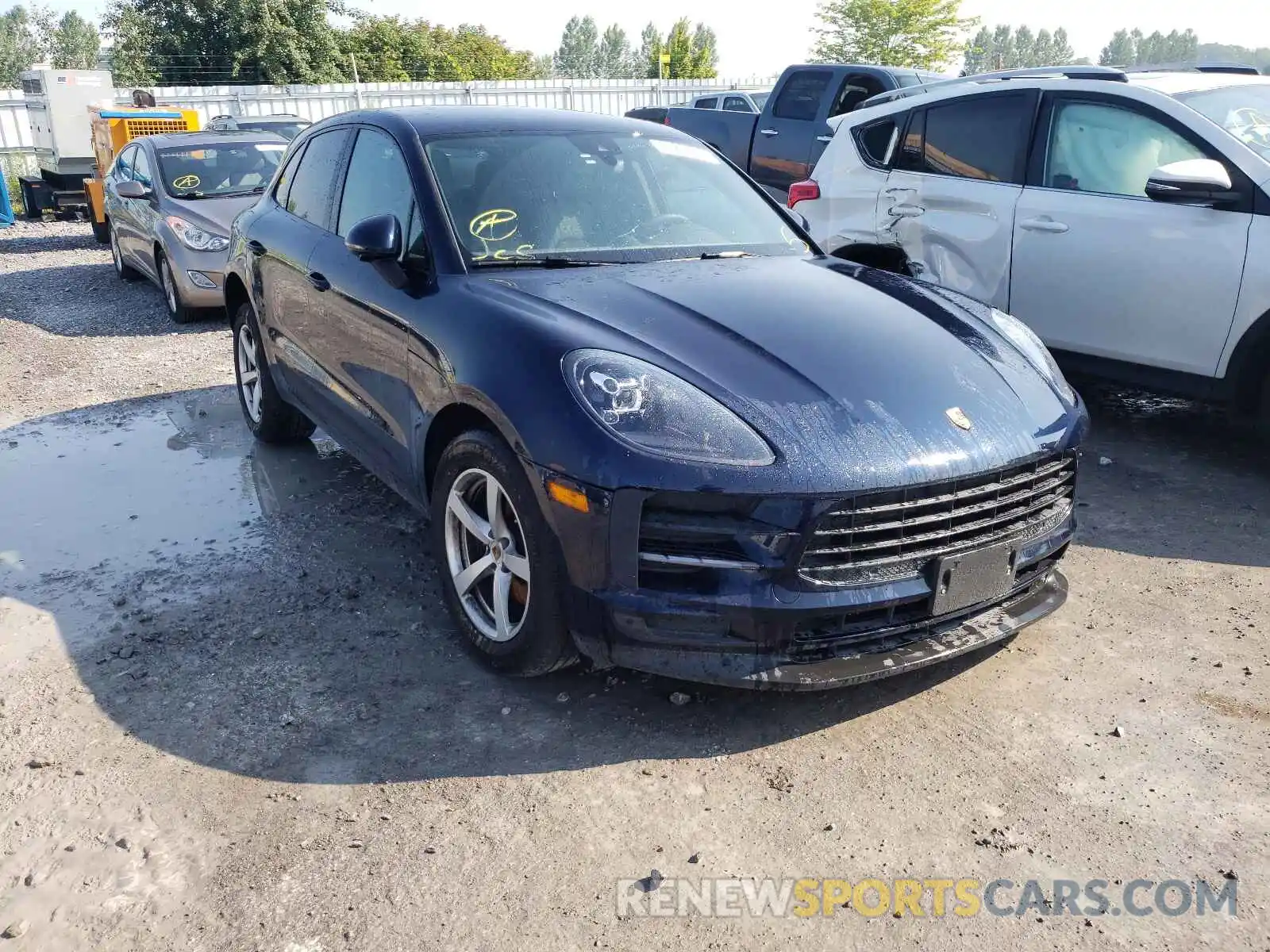 1 Photograph of a damaged car WP1AA2A55KLB03857 PORSCHE MACAN 2019