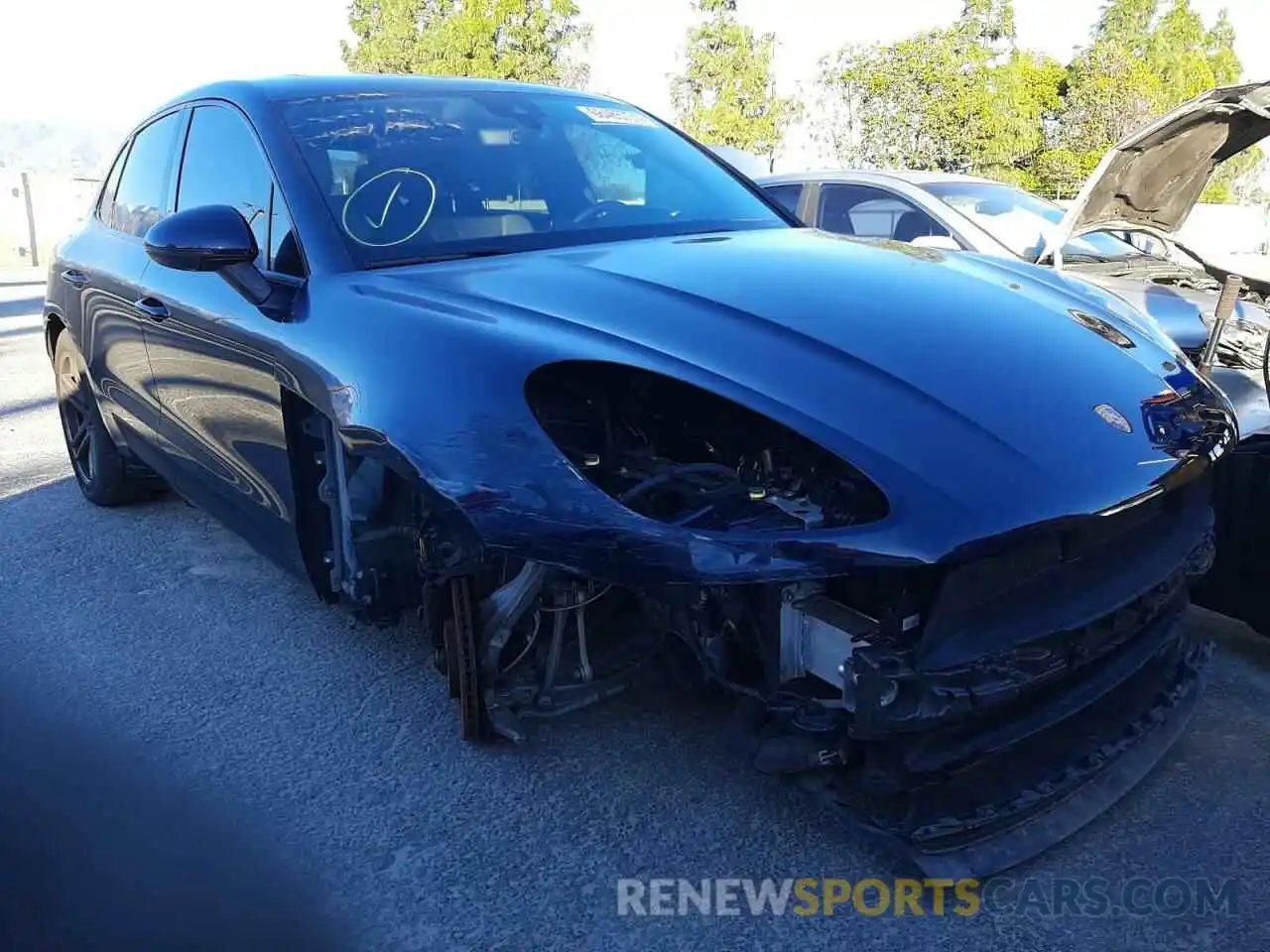 1 Photograph of a damaged car WP1AA2A55KLB05446 PORSCHE MACAN 2019