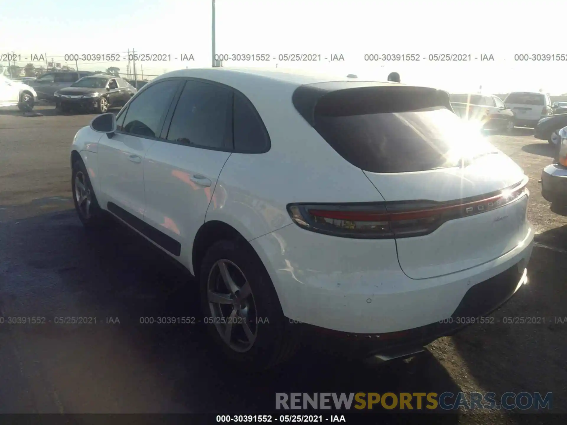 3 Photograph of a damaged car WP1AA2A55KLB05642 PORSCHE MACAN 2019