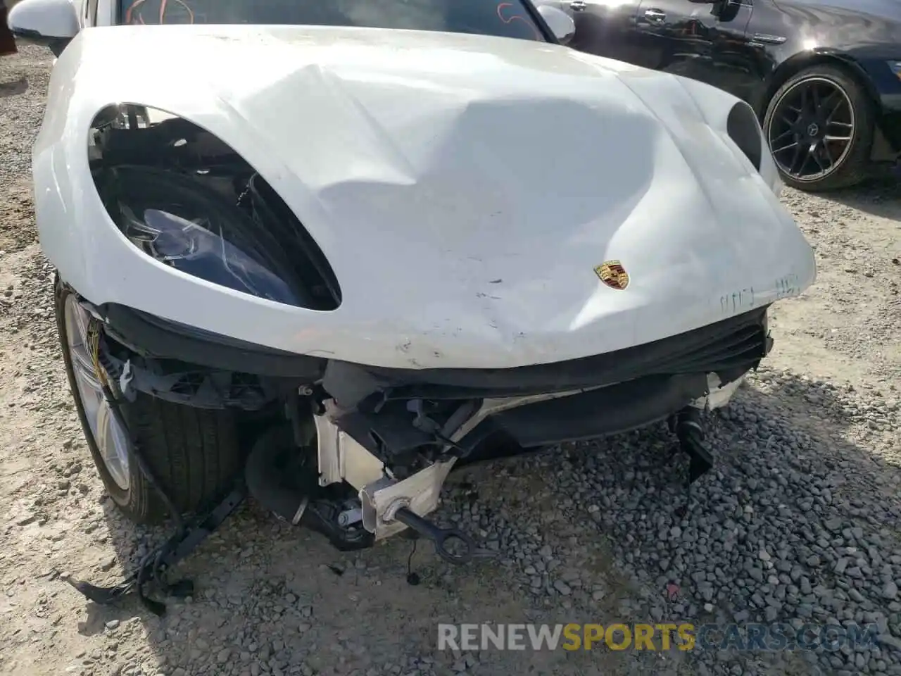 9 Photograph of a damaged car WP1AA2A56KLB04273 PORSCHE MACAN 2019