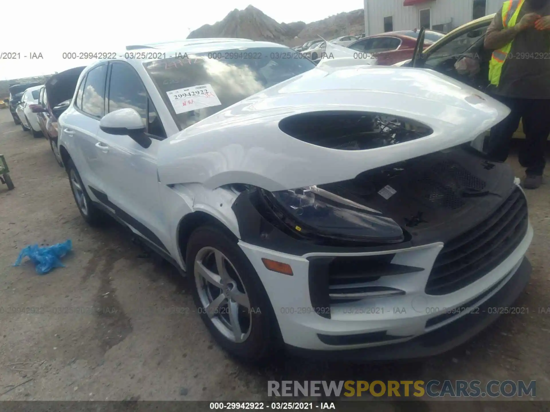 1 Photograph of a damaged car WP1AA2A56KLB06251 PORSCHE MACAN 2019