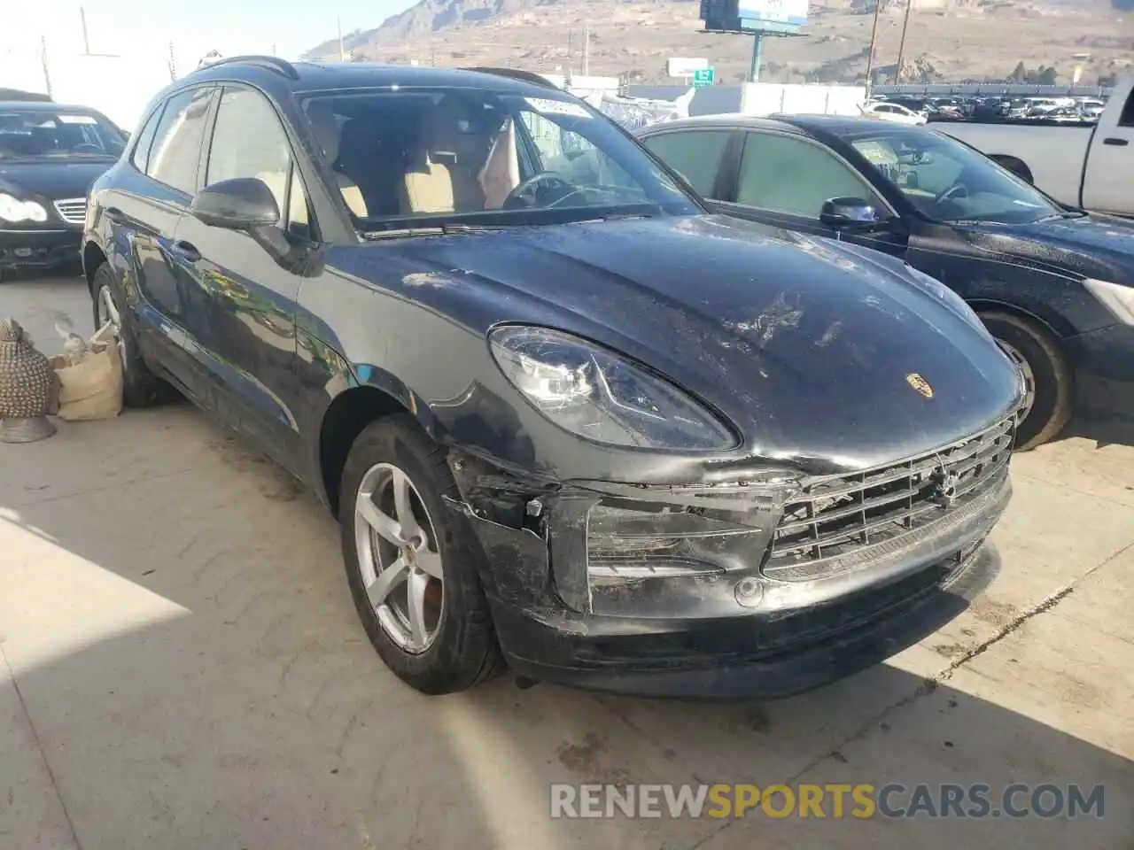 1 Photograph of a damaged car WP1AA2A56KLB08078 PORSCHE MACAN 2019