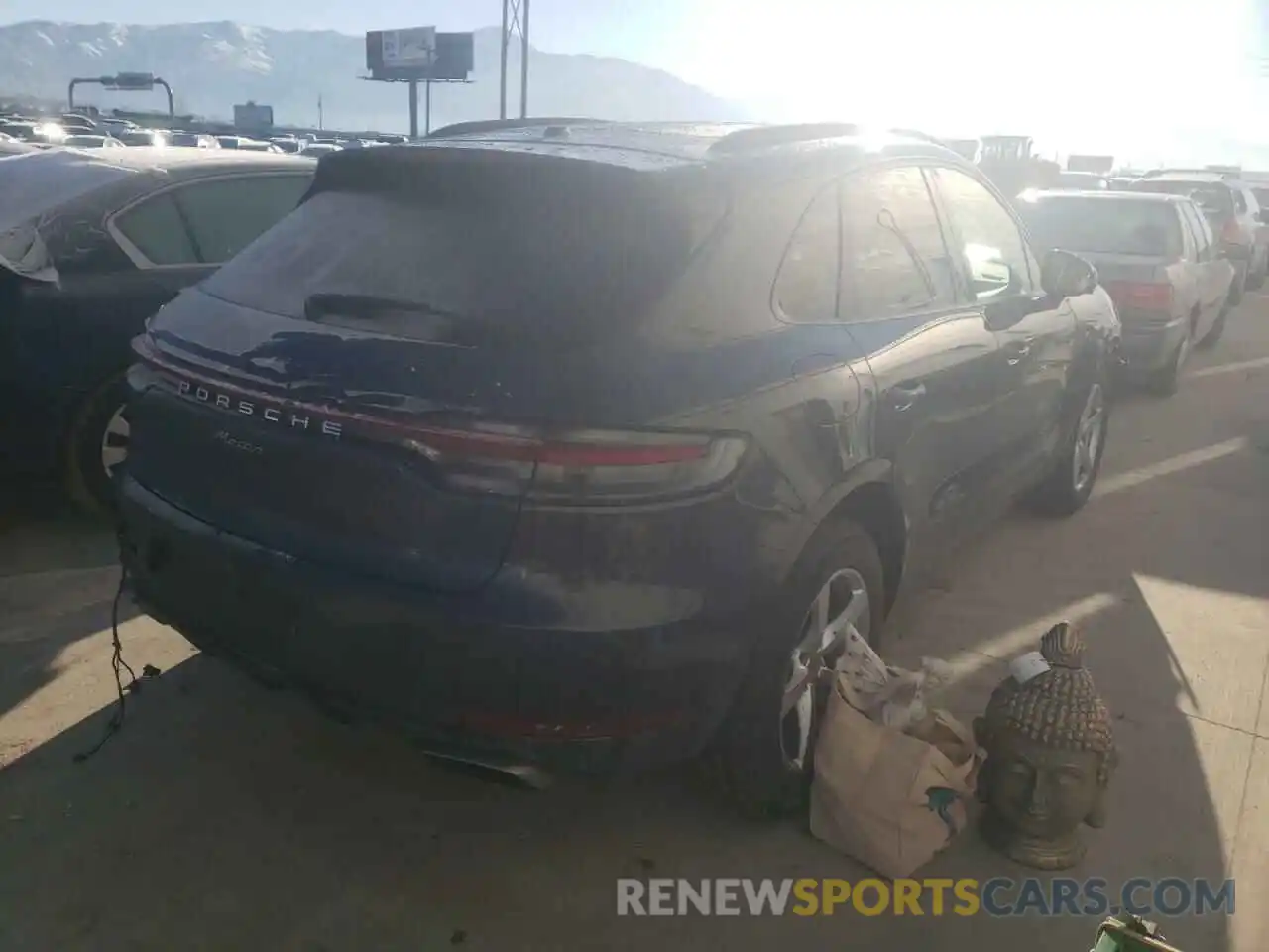 4 Photograph of a damaged car WP1AA2A56KLB08078 PORSCHE MACAN 2019