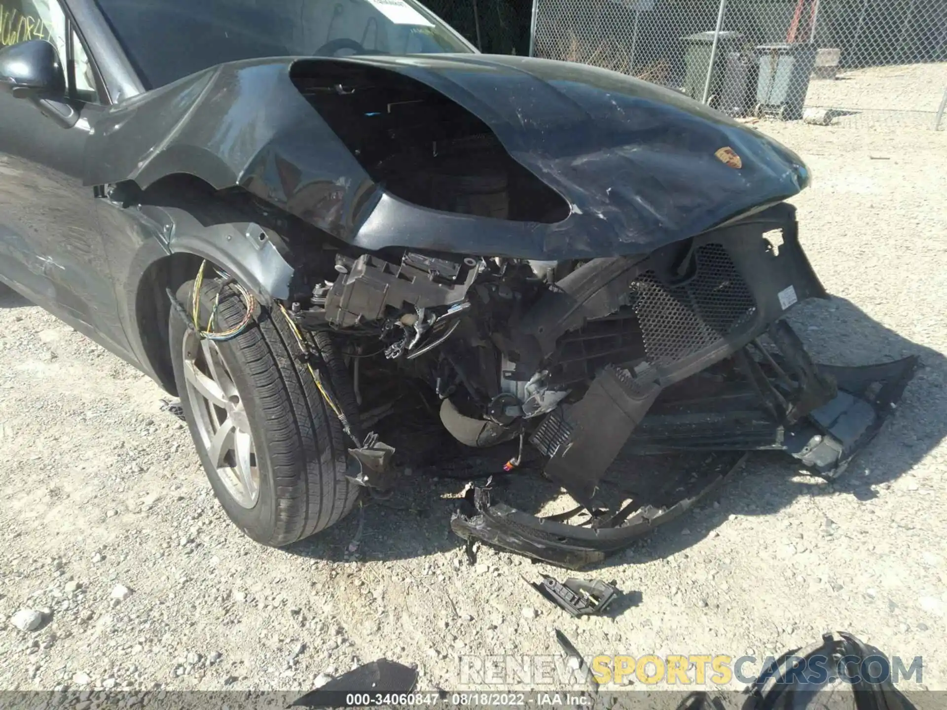 6 Photograph of a damaged car WP1AA2A57KLB00863 PORSCHE MACAN 2019