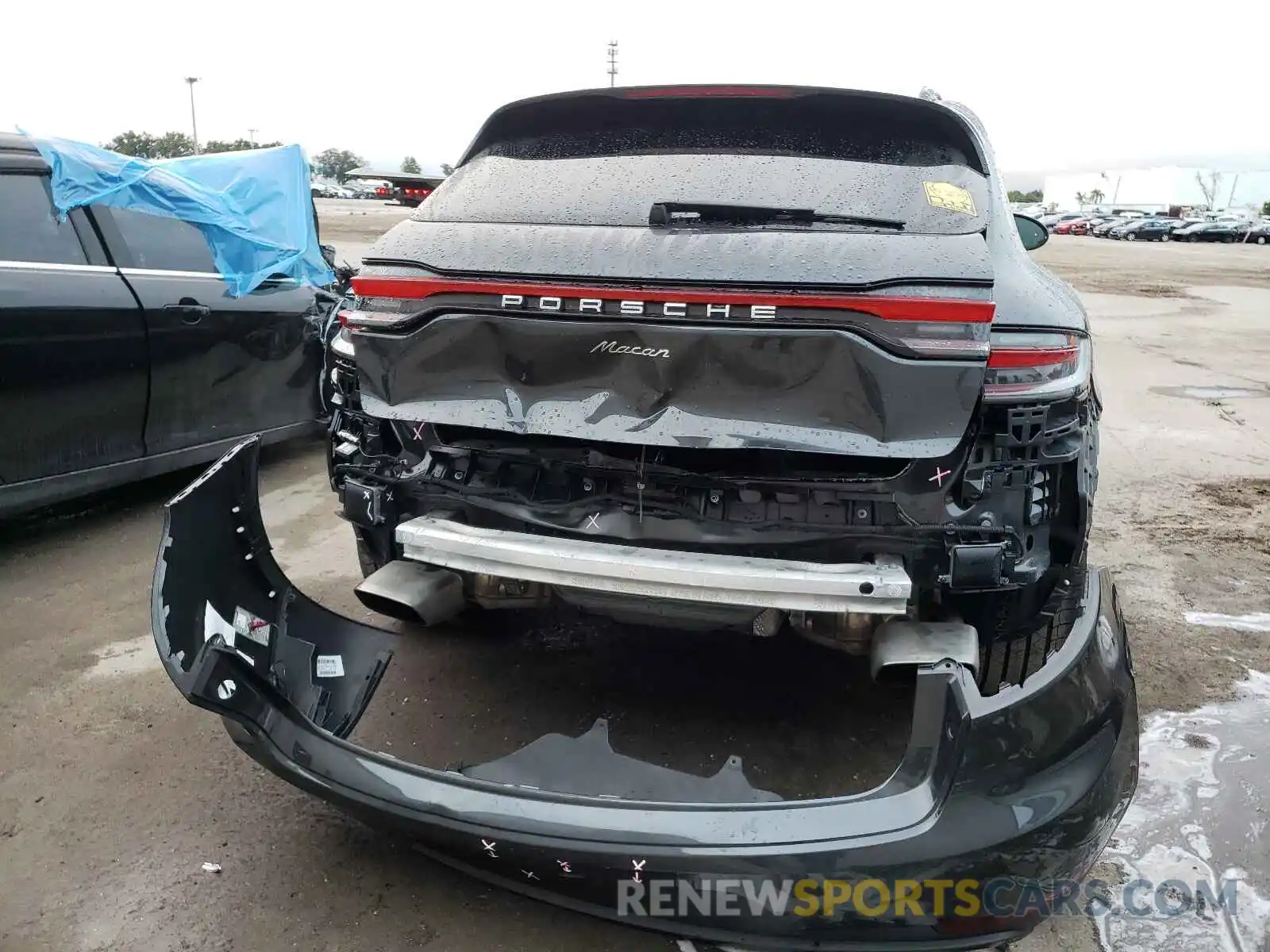 9 Photograph of a damaged car WP1AA2A57KLB01415 PORSCHE MACAN 2019