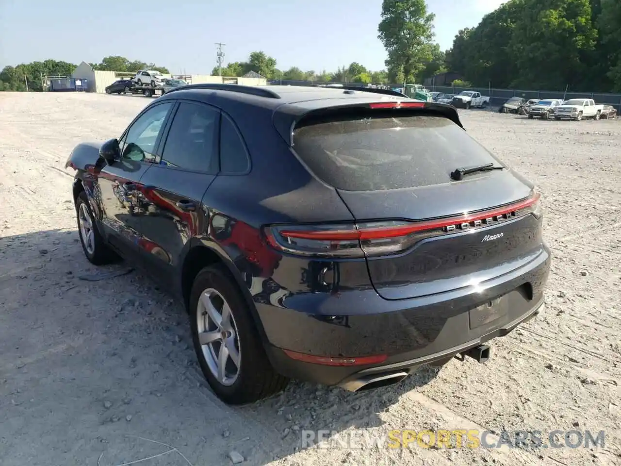 3 Photograph of a damaged car WP1AA2A57KLB03827 PORSCHE MACAN 2019