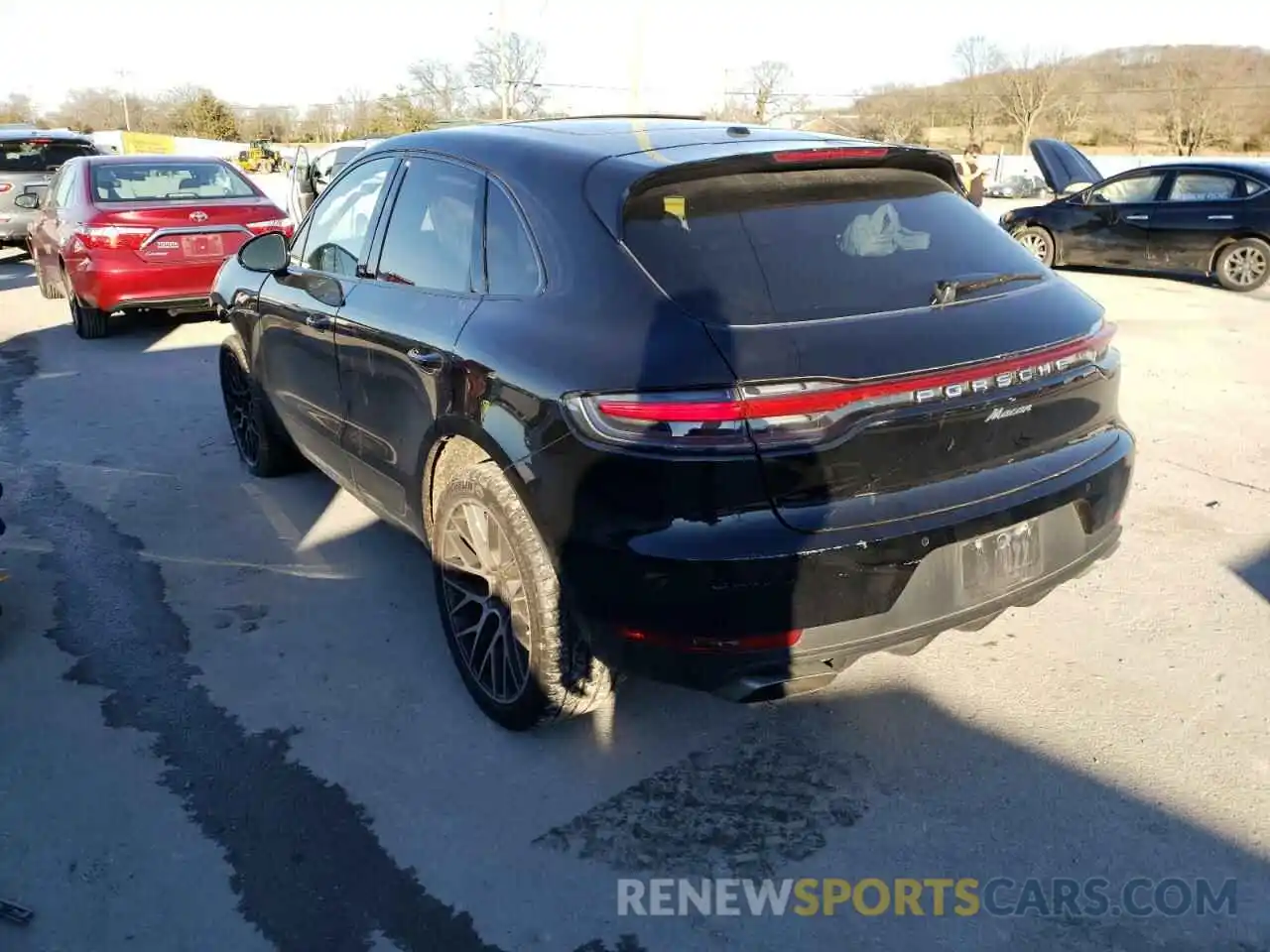 3 Photograph of a damaged car WP1AA2A57KLB05402 PORSCHE MACAN 2019