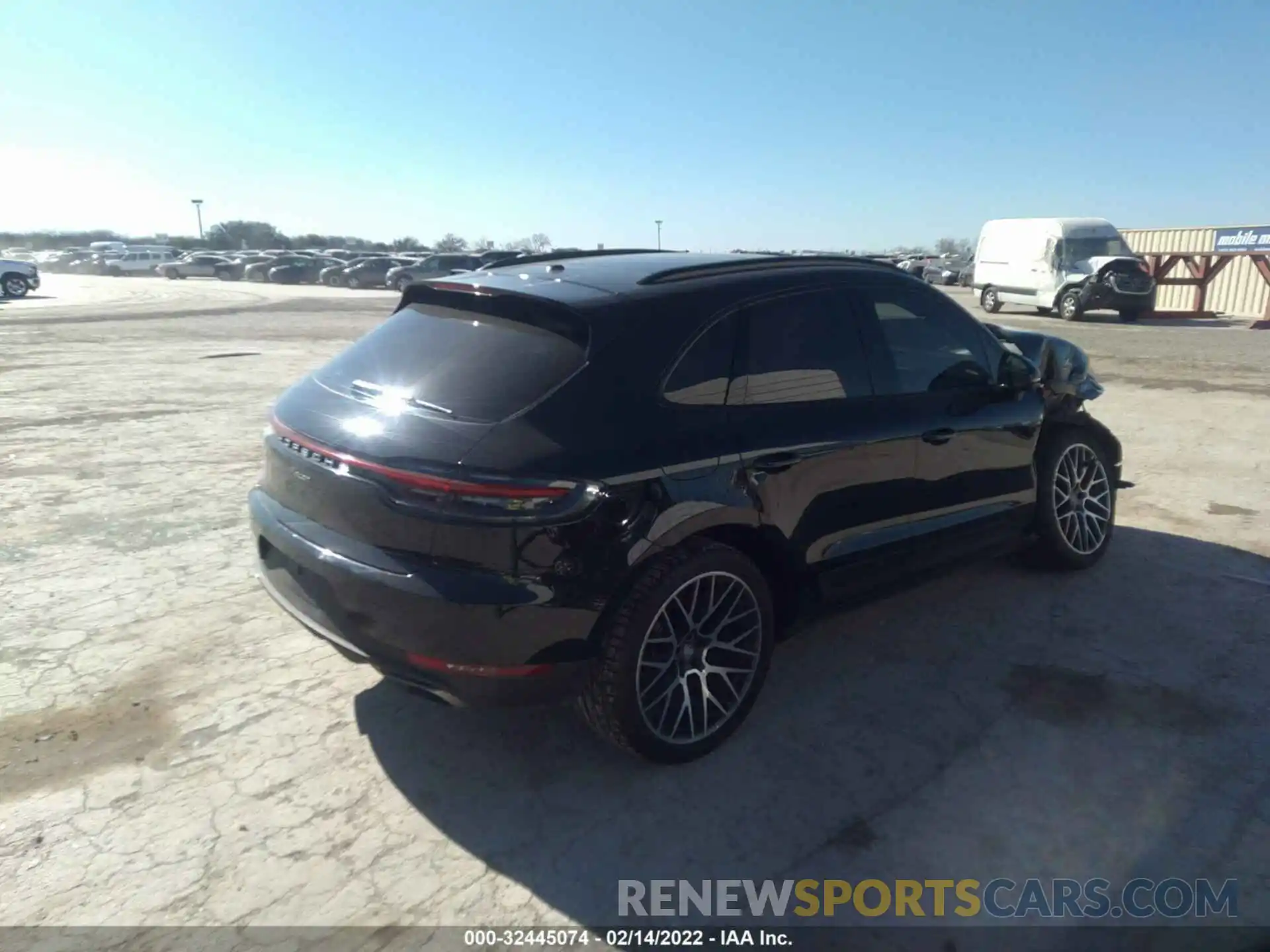 4 Photograph of a damaged car WP1AA2A57KLB07294 PORSCHE MACAN 2019