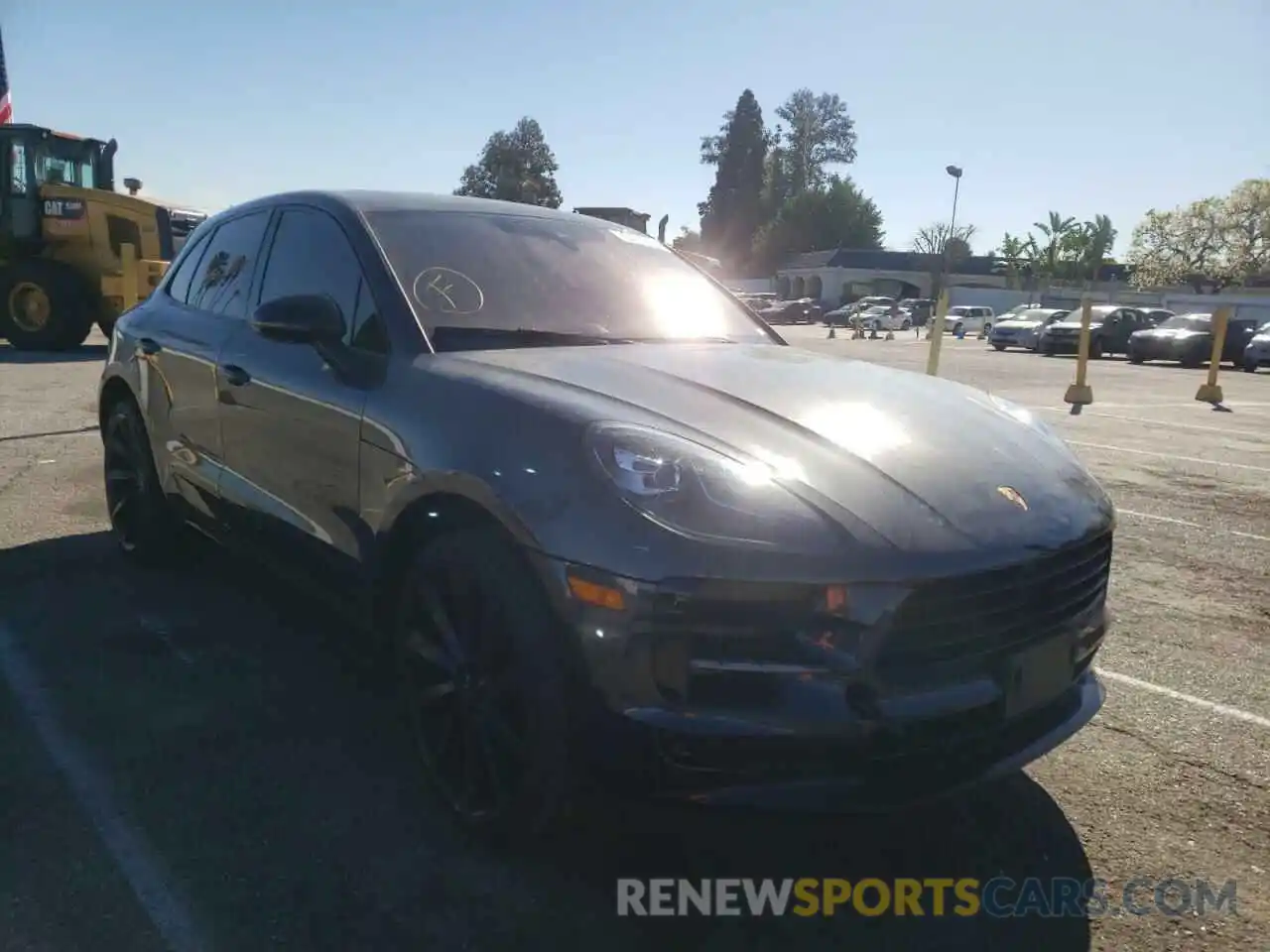 1 Photograph of a damaged car WP1AA2A58KLB00936 PORSCHE MACAN 2019