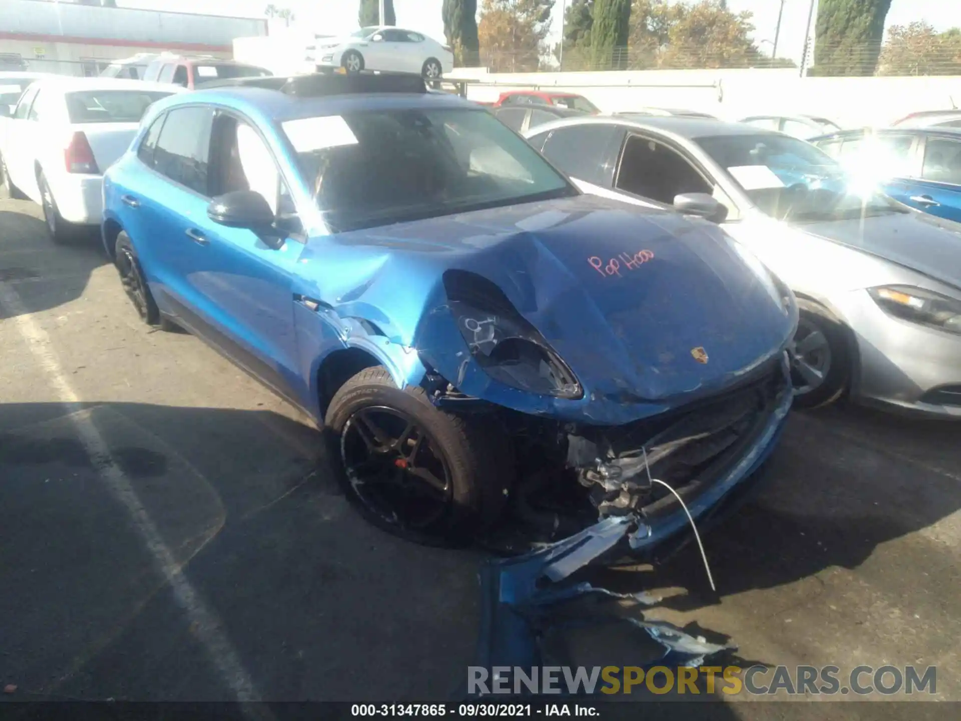 1 Photograph of a damaged car WP1AA2A58KLB02475 PORSCHE MACAN 2019