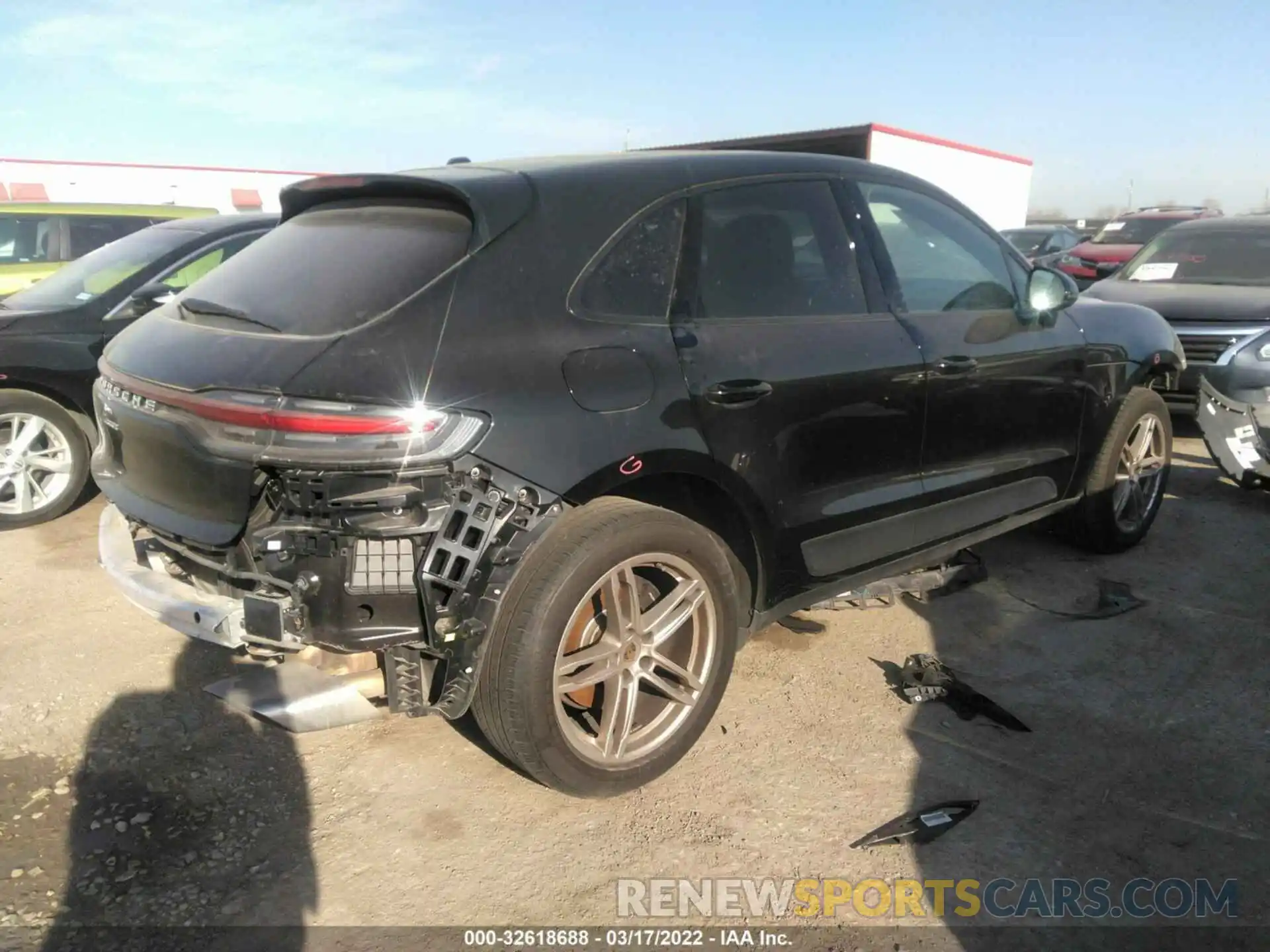 4 Photograph of a damaged car WP1AA2A58KLB02623 PORSCHE MACAN 2019