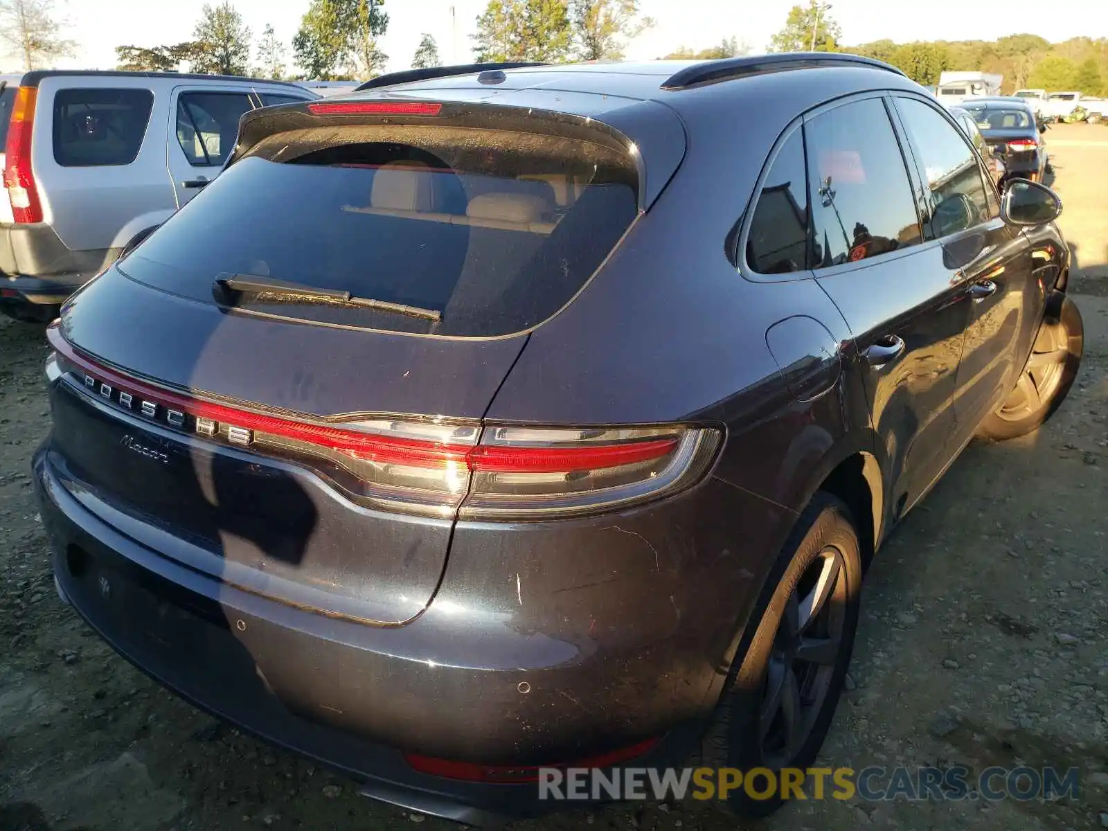 4 Photograph of a damaged car WP1AA2A58KLB07708 PORSCHE MACAN 2019