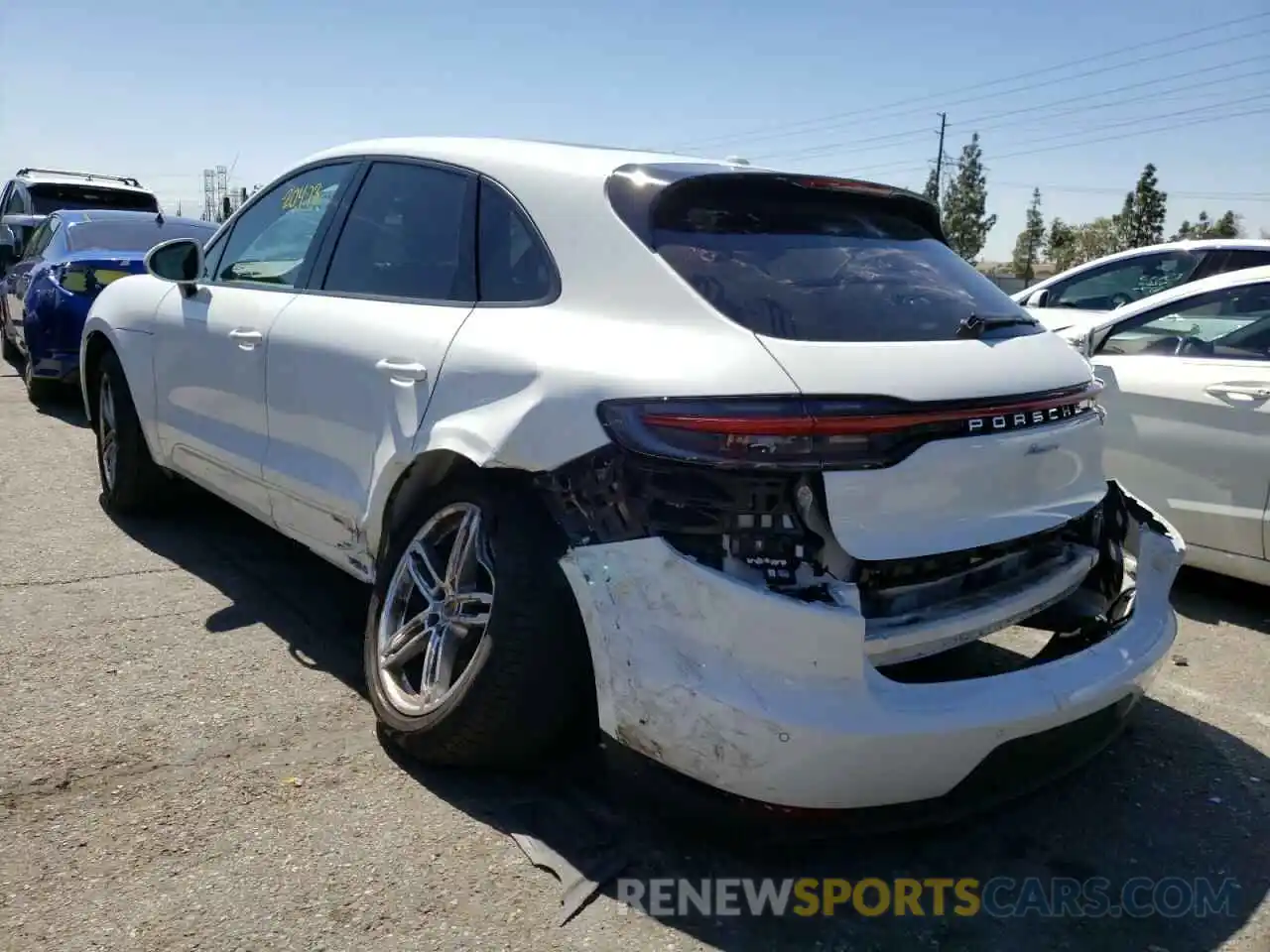 3 Photograph of a damaged car WP1AA2A59KLB00377 PORSCHE MACAN 2019