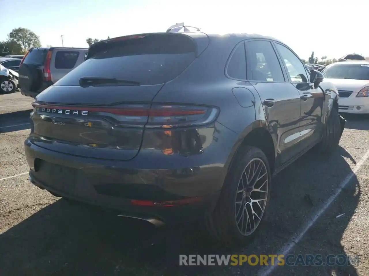 4 Photograph of a damaged car WP1AA2A59KLB02243 PORSCHE MACAN 2019