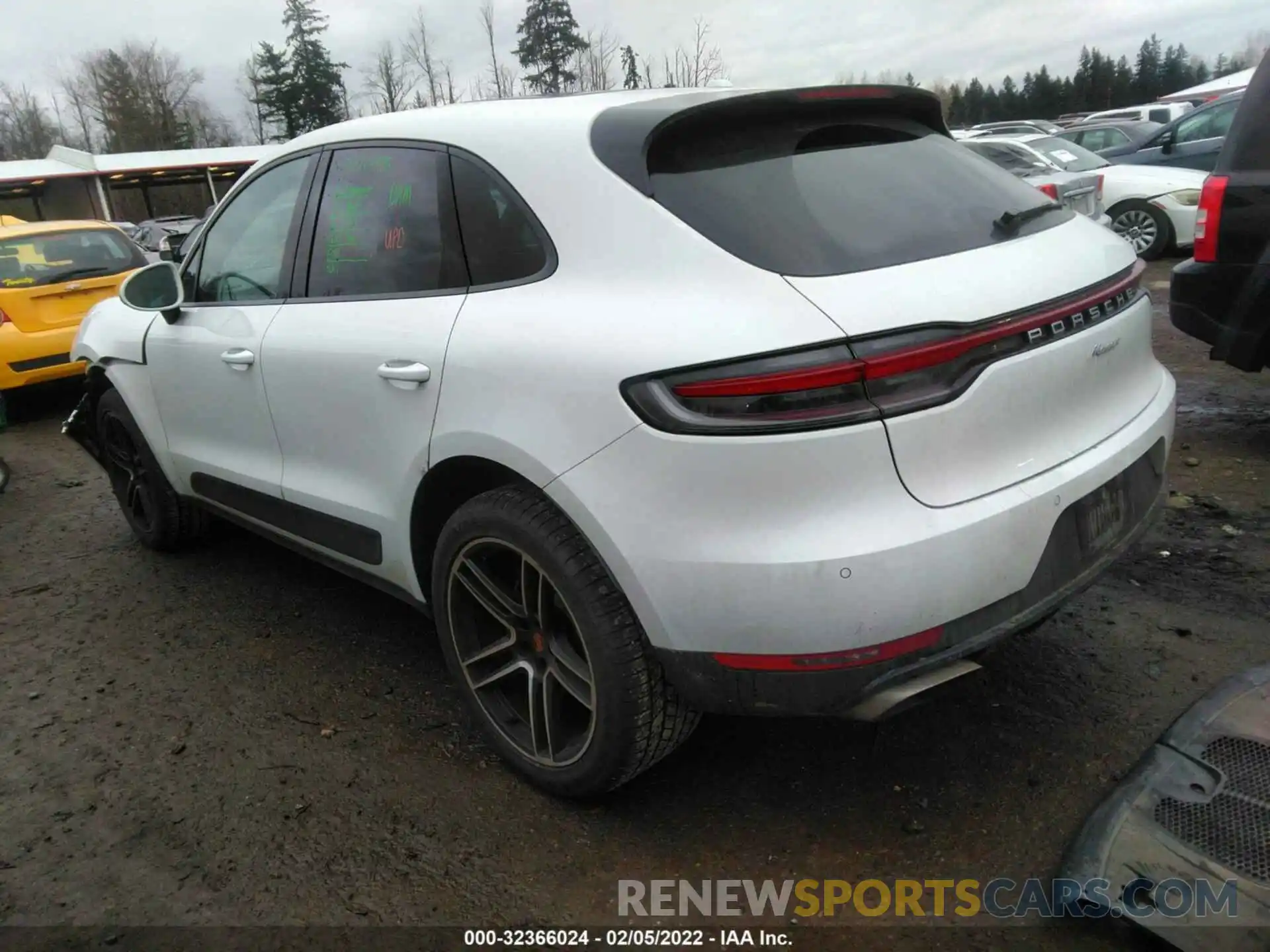 3 Photograph of a damaged car WP1AA2A5XKLB02641 PORSCHE MACAN 2019