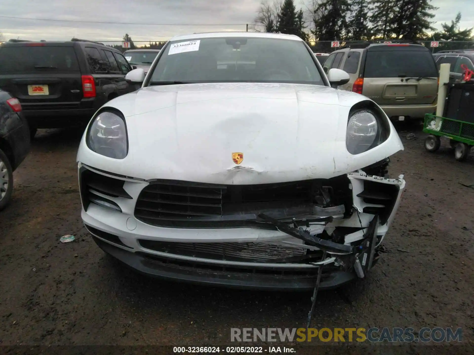 6 Photograph of a damaged car WP1AA2A5XKLB02641 PORSCHE MACAN 2019