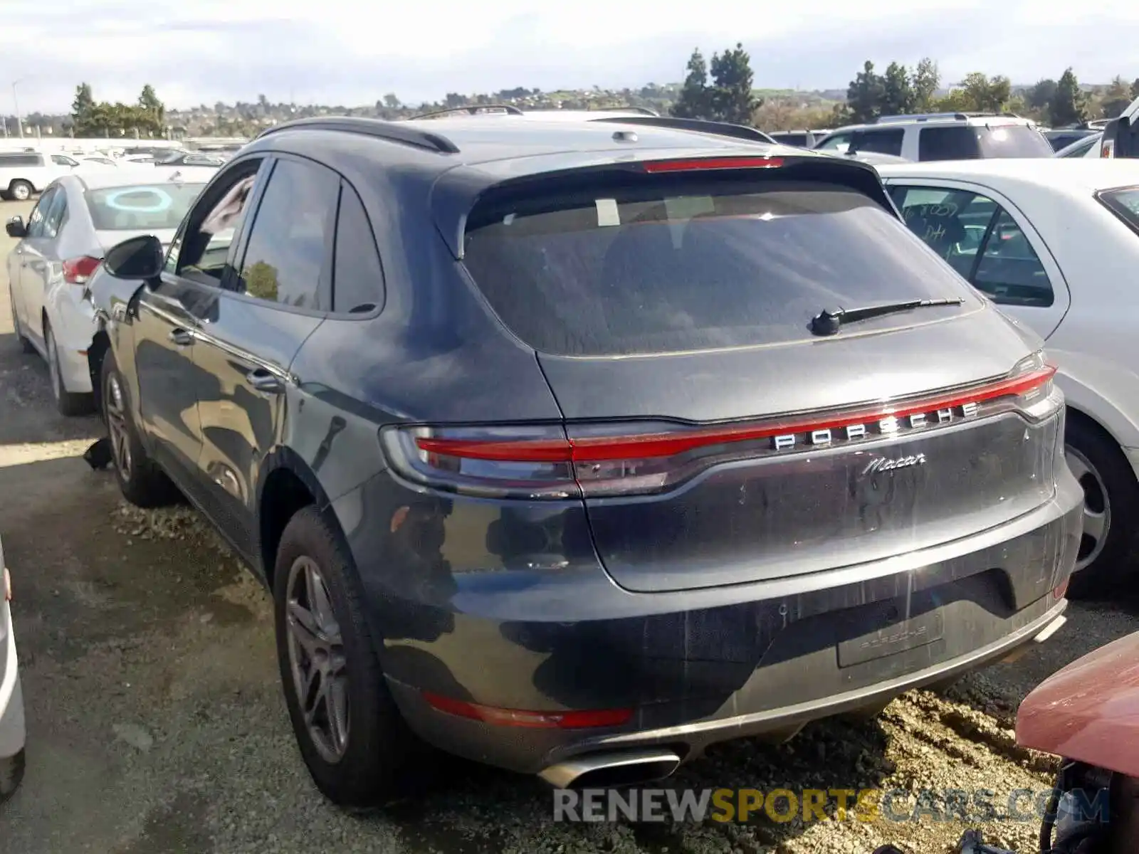 3 Photograph of a damaged car WP1AA2A5XKLB09461 PORSCHE MACAN 2019