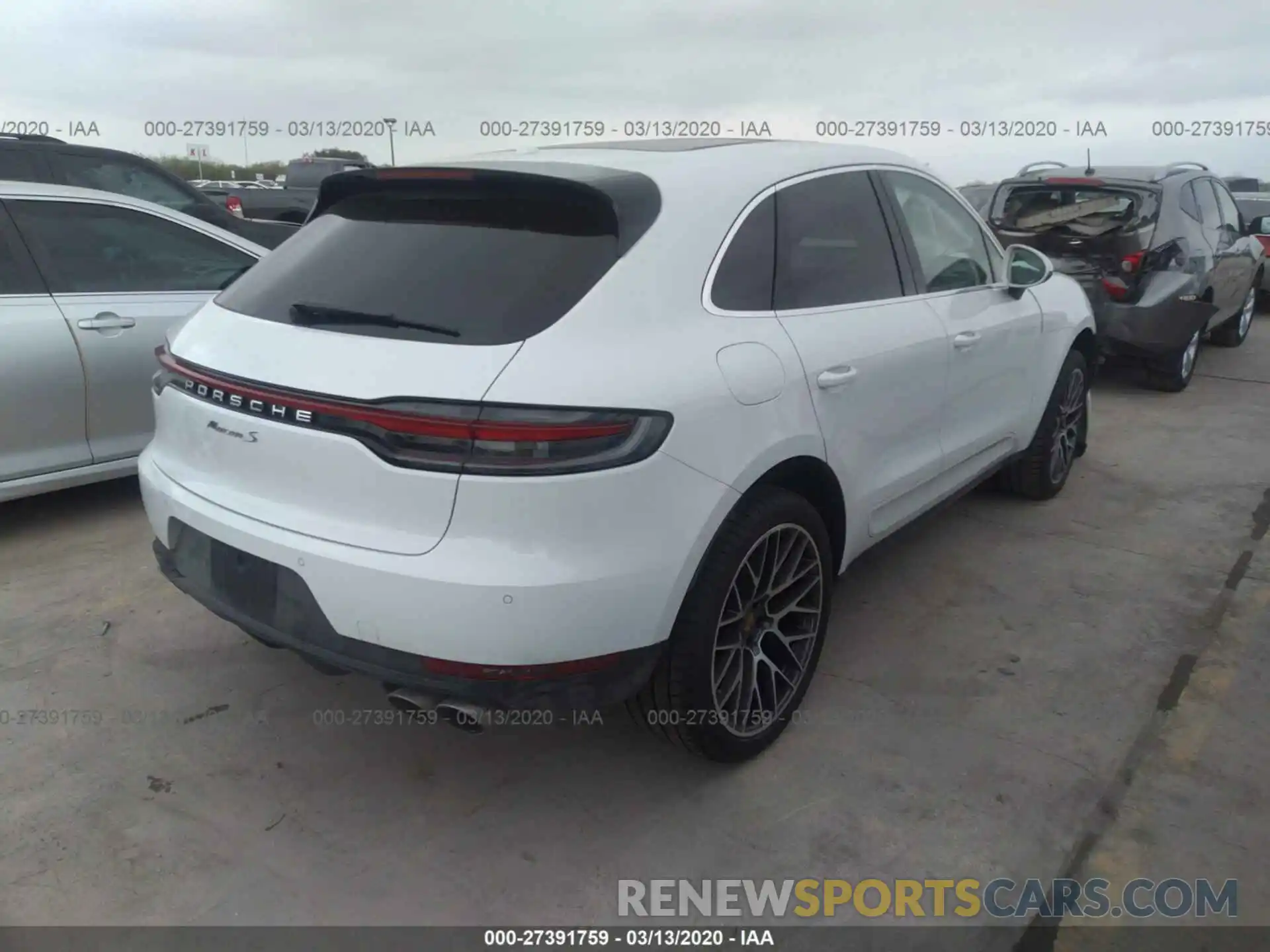 4 Photograph of a damaged car WP1AB2A50KLB32583 PORSCHE MACAN 2019