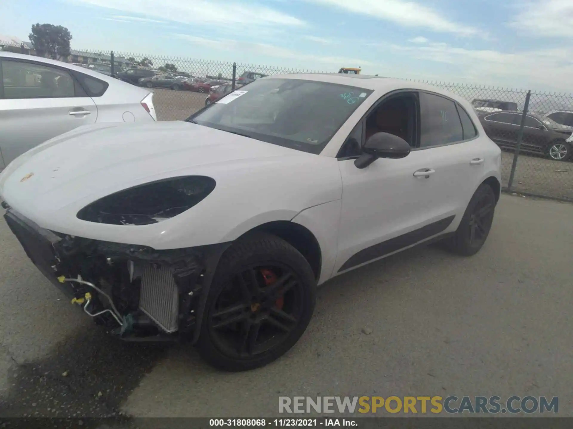 2 Фотография поврежденного автомобиля WP1AB2A51KLB32107 PORSCHE MACAN 2019