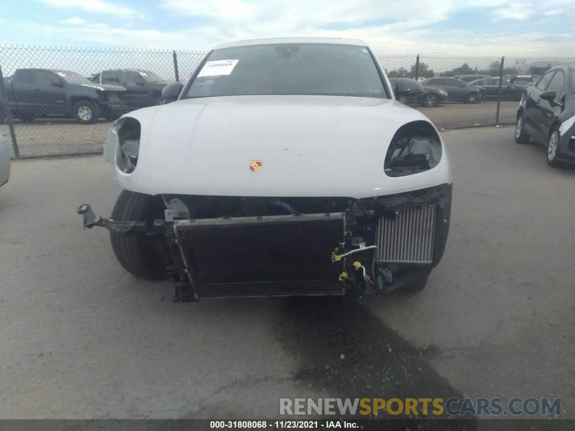 6 Photograph of a damaged car WP1AB2A51KLB32107 PORSCHE MACAN 2019