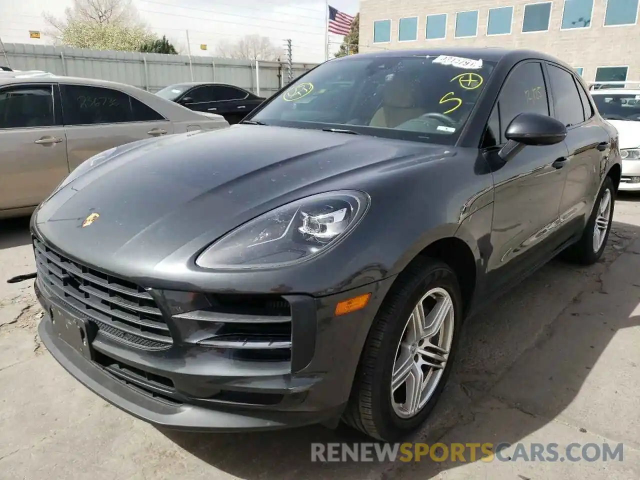 2 Фотография поврежденного автомобиля WP1AB2A51KLB32558 PORSCHE MACAN 2019