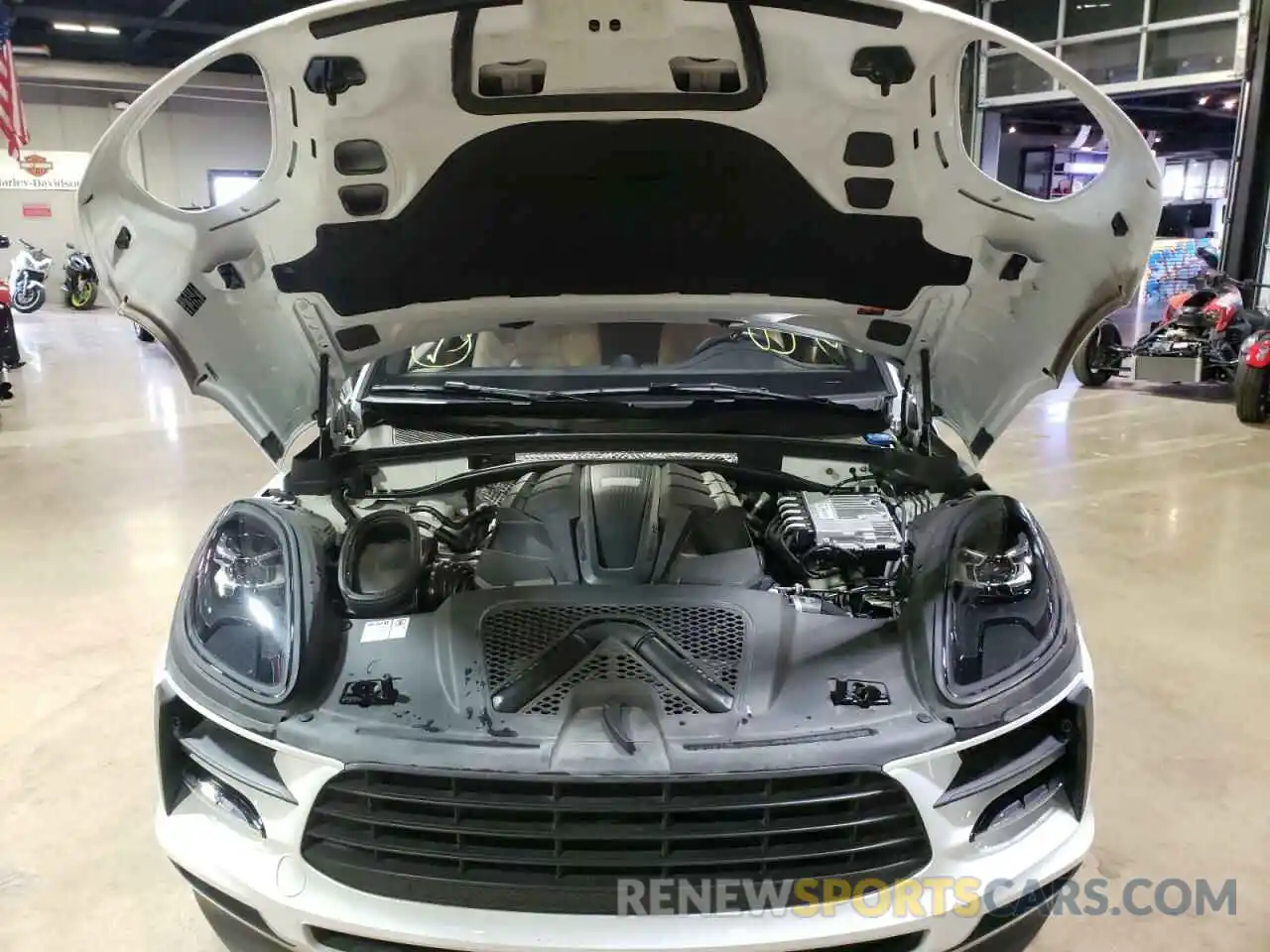 5 Photograph of a damaged car WP1AB2A52KLB33282 PORSCHE MACAN 2019