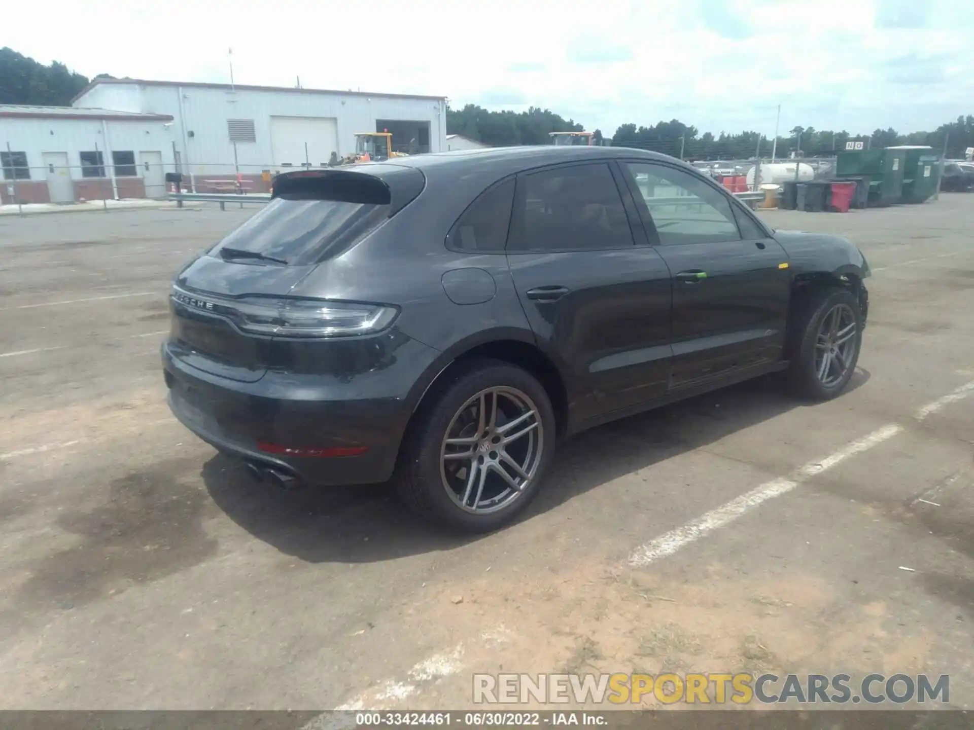 4 Photograph of a damaged car WP1AB2A52KLB33640 PORSCHE MACAN 2019