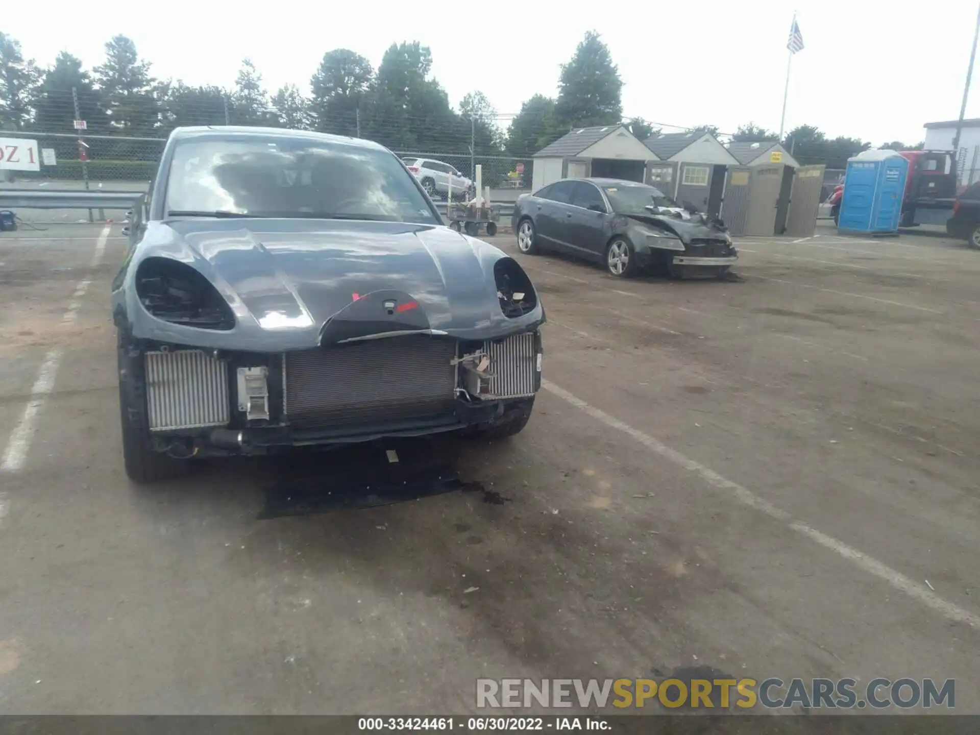 6 Photograph of a damaged car WP1AB2A52KLB33640 PORSCHE MACAN 2019